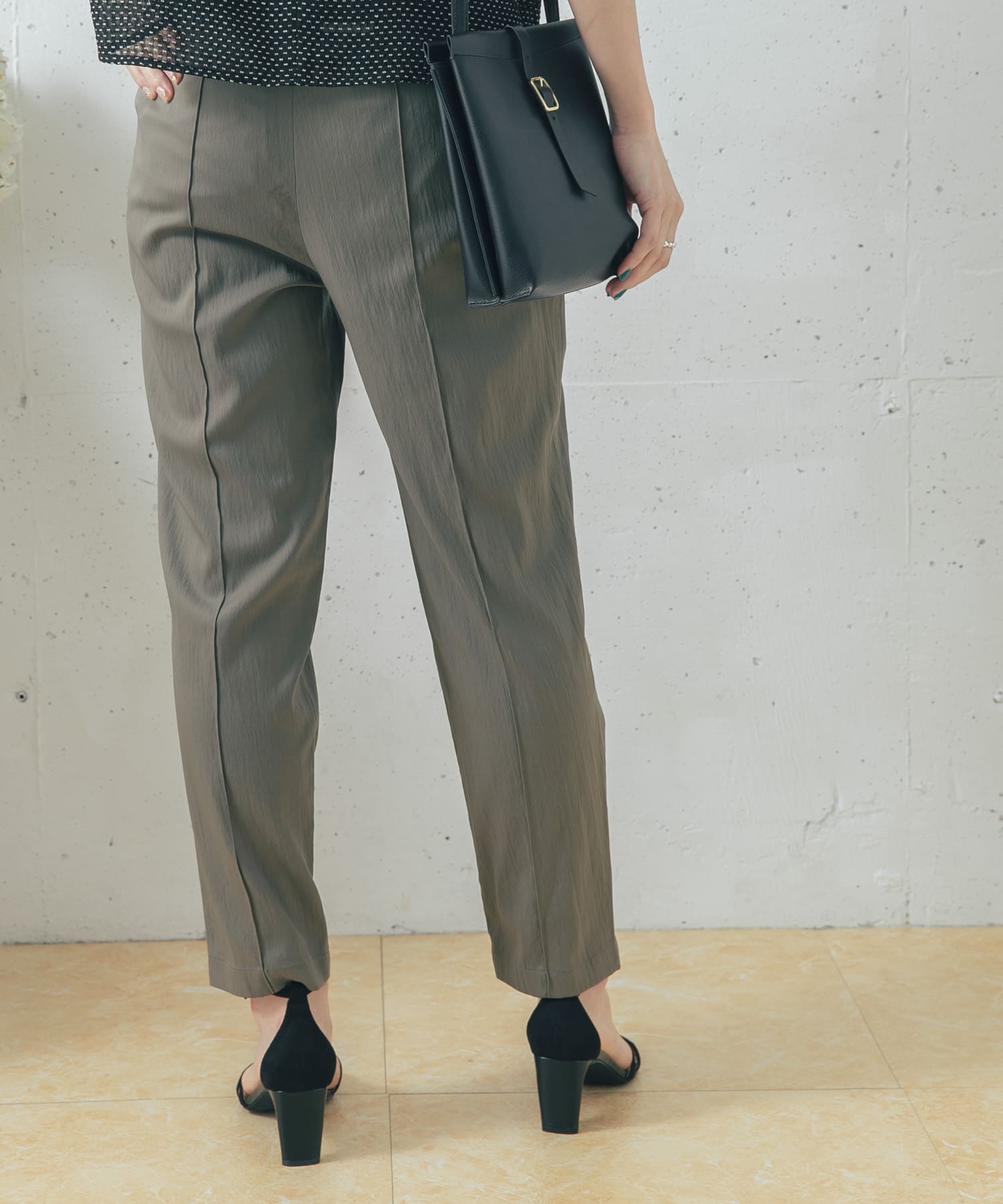 ピンタックテーパードパンツ KHAKI 36