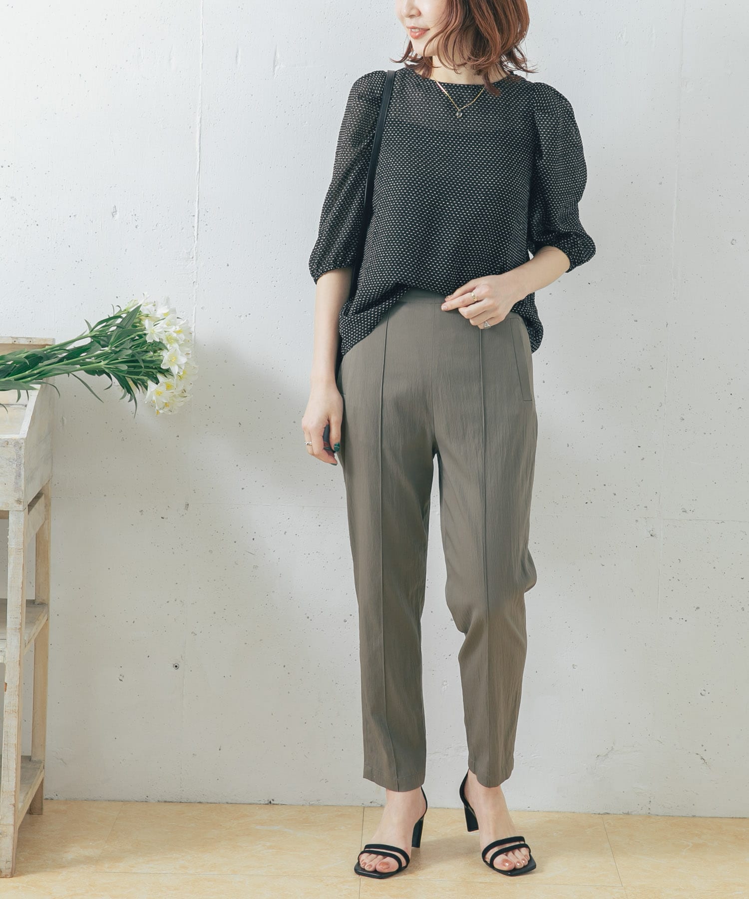 ピンタックテーパードパンツ KHAKI 36
