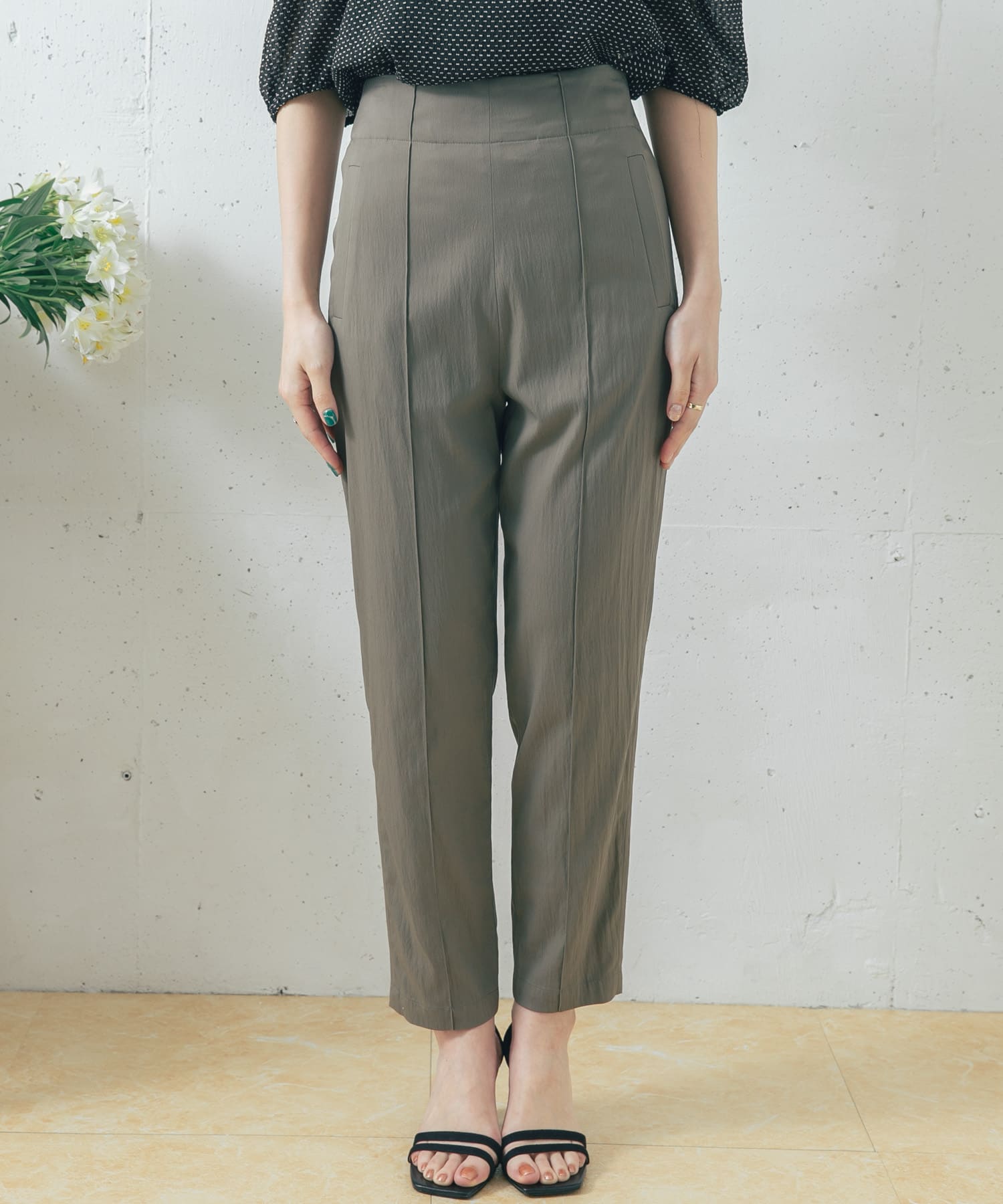 ピンタックテーパードパンツ KHAKI 36