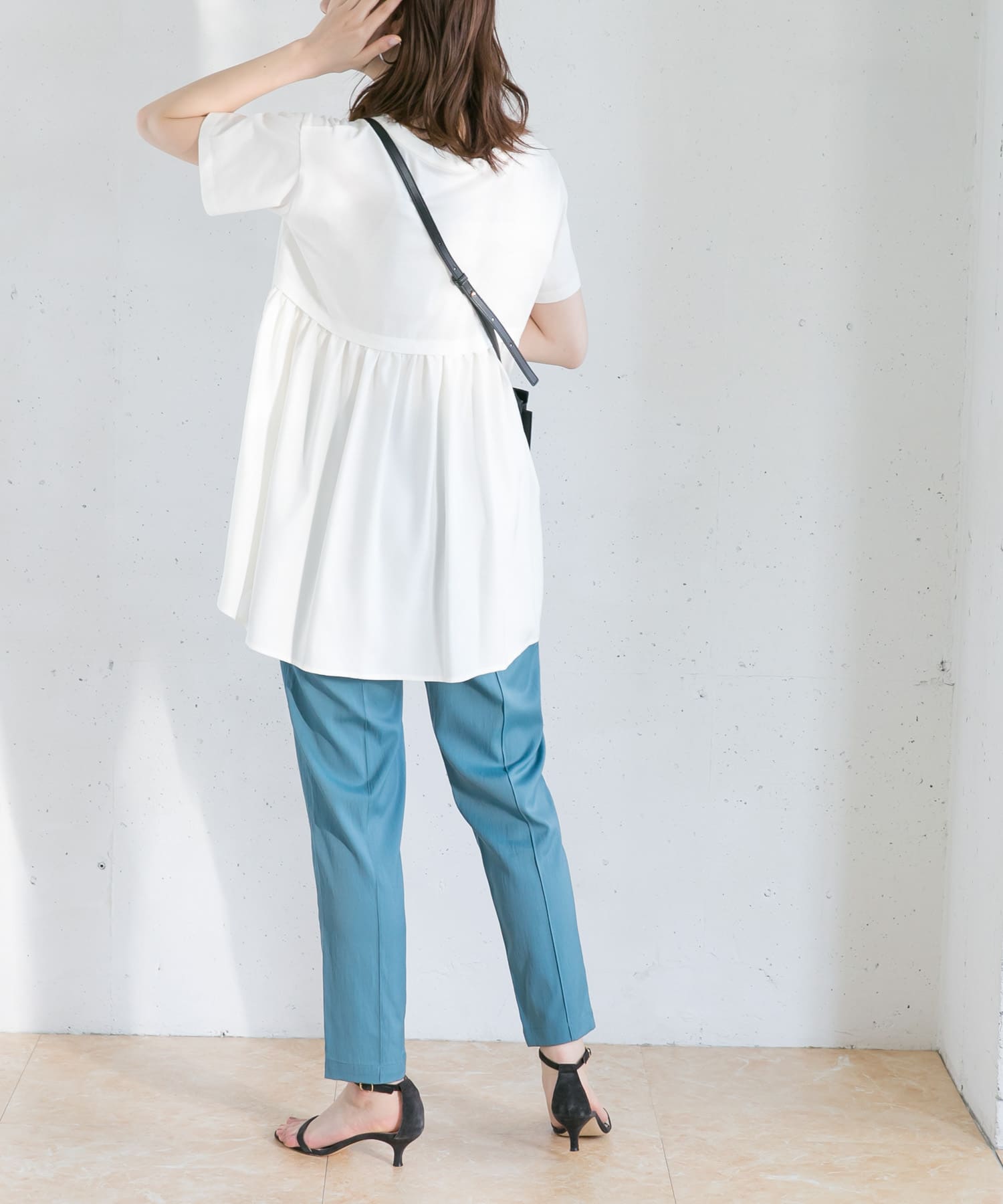 ピンタックテーパードパンツ BLUE 36