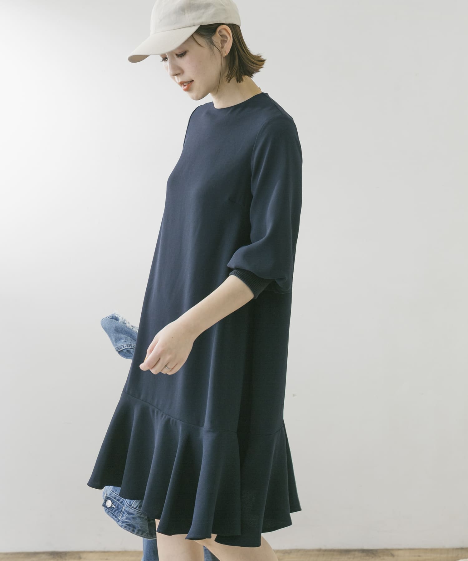 F by ROSSO　ジョーゼット裾フレアワンピース∴ NAVY FREE