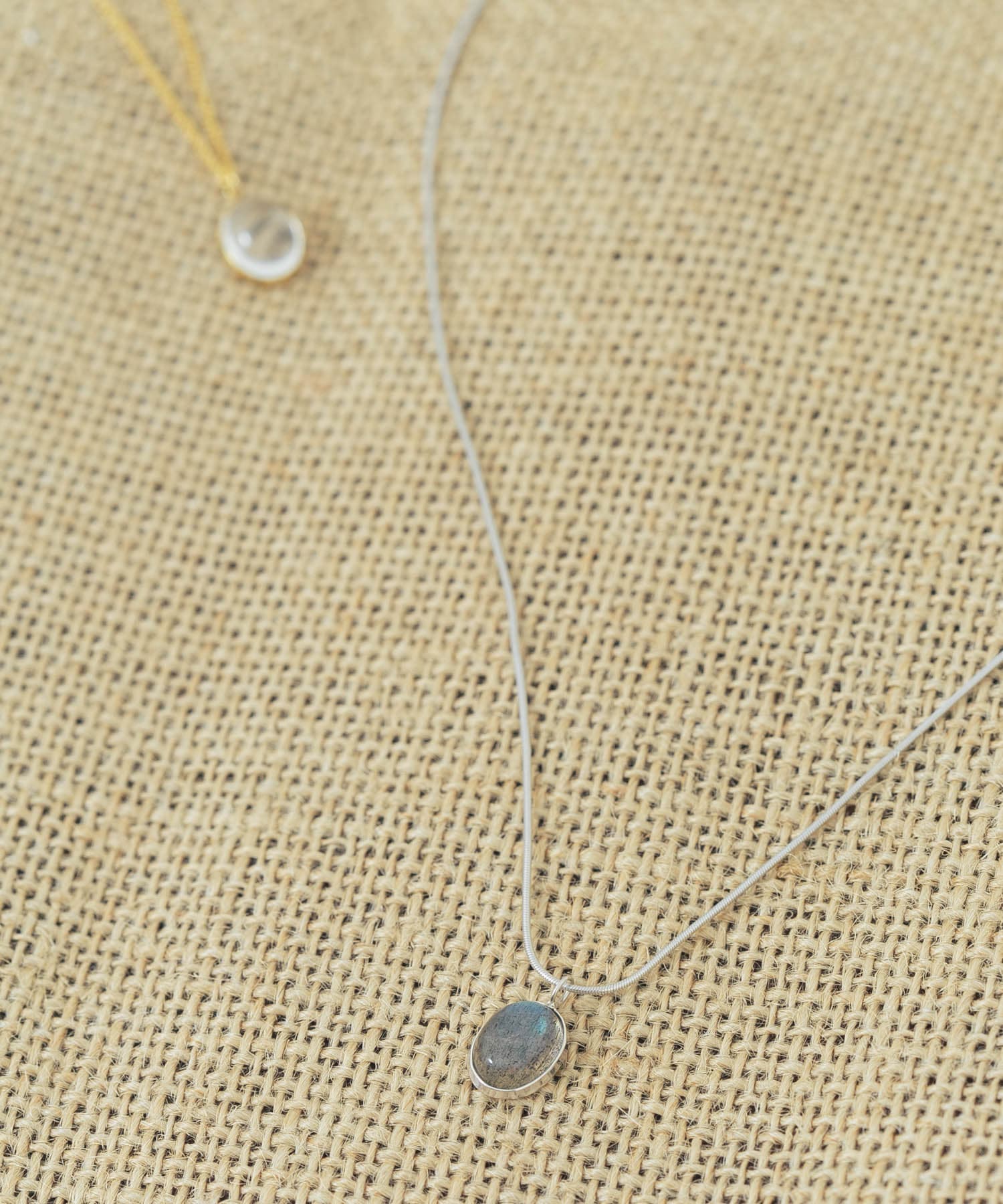 Favorible　natural stone necklace