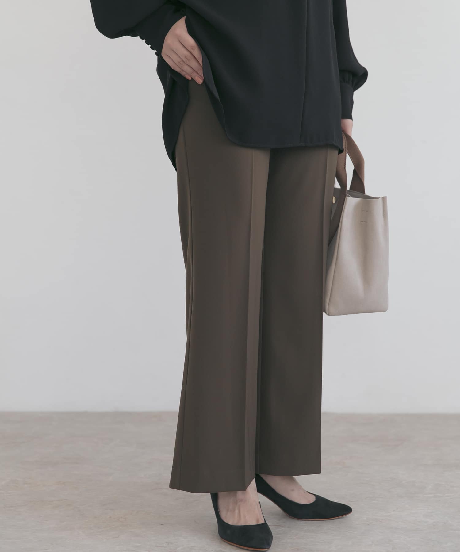 ハイウエストセミフレアパンツ OLIVE 36