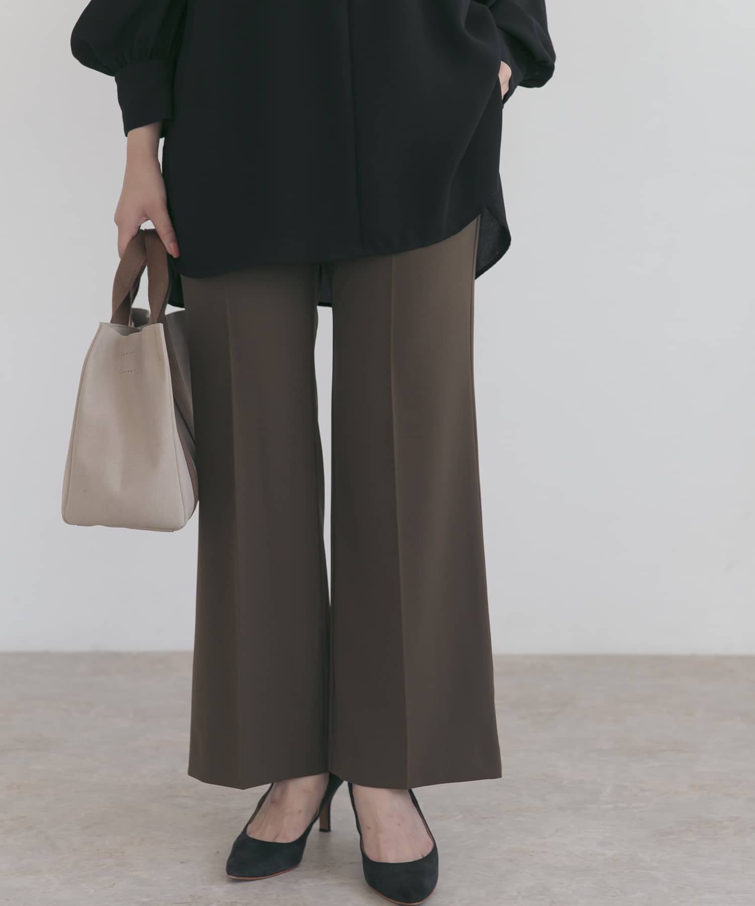 ハイウエストセミフレアパンツ OLIVE 36