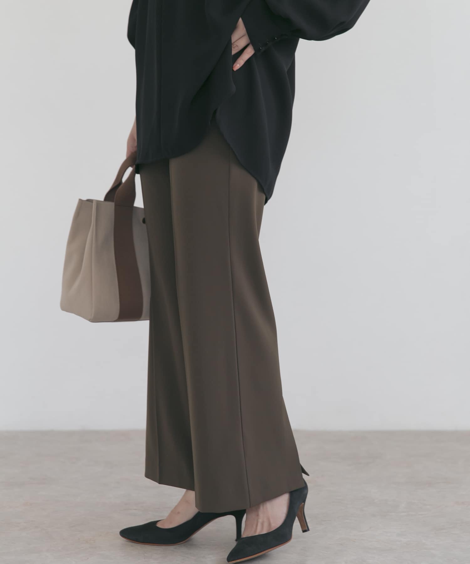 ハイウエストセミフレアパンツ OLIVE 36