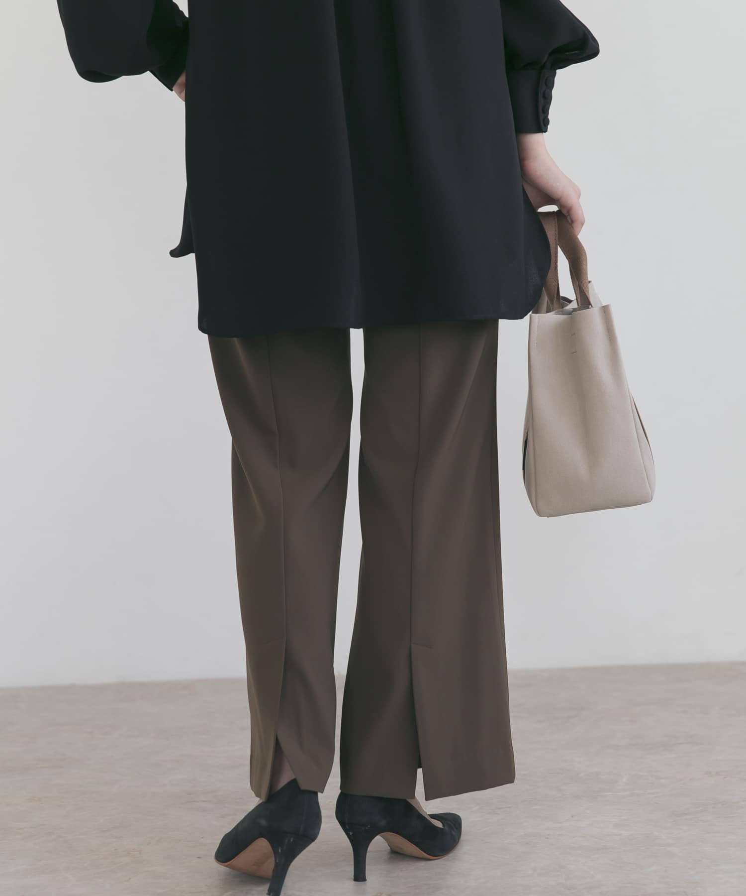 ハイウエストセミフレアパンツ OLIVE 36