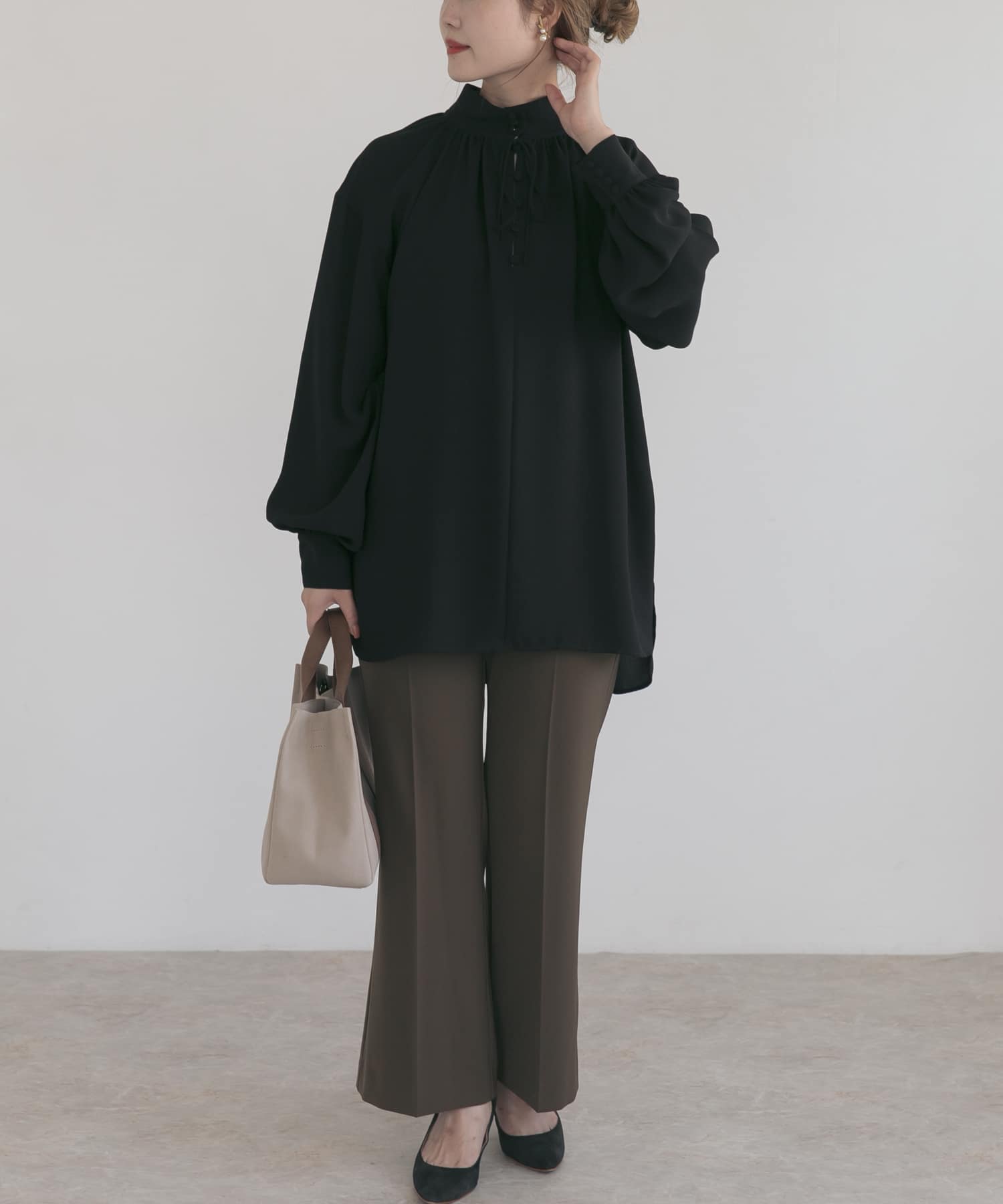 ハイウエストセミフレアパンツ OLIVE 36