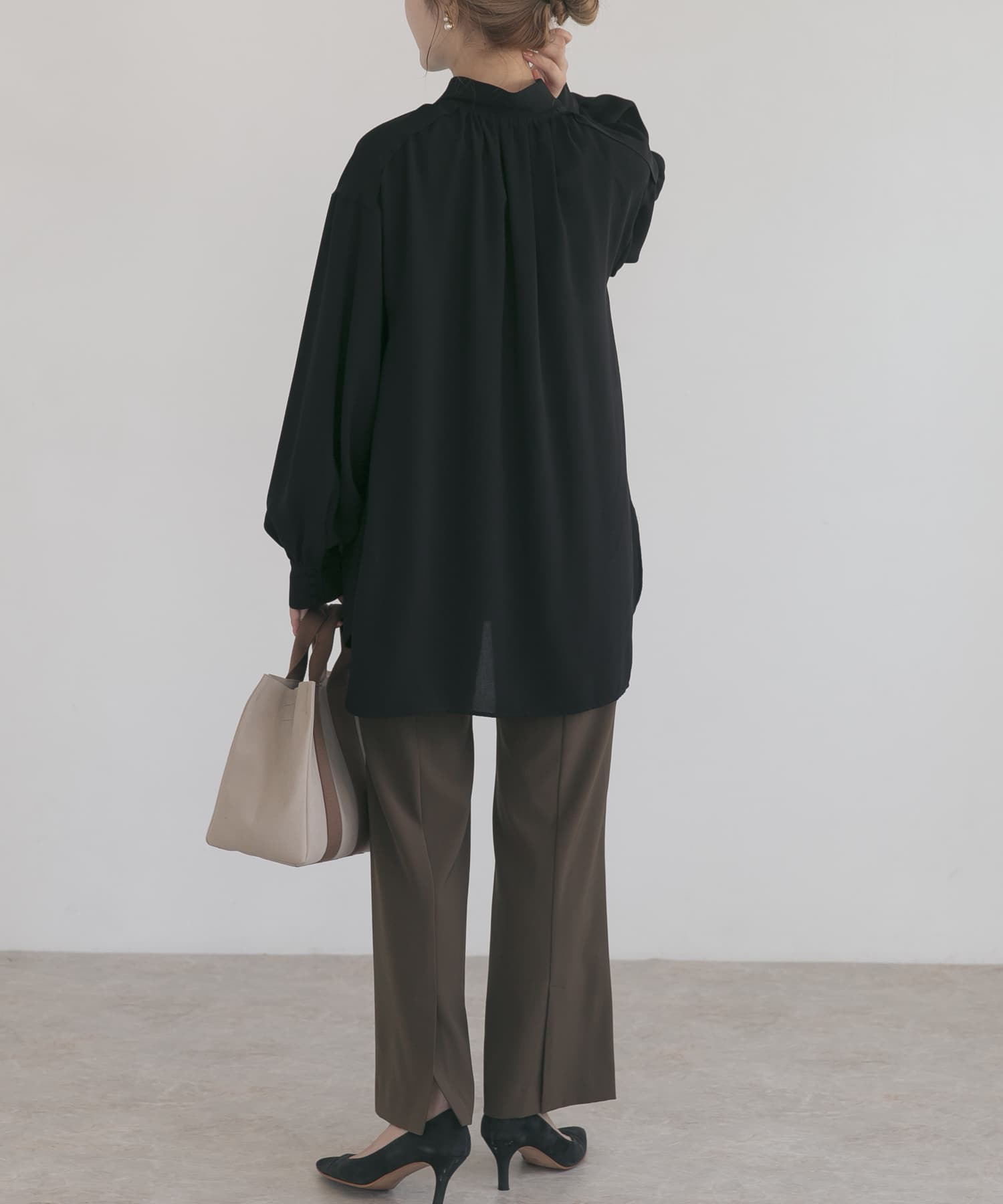 ハイウエストセミフレアパンツ OLIVE 36