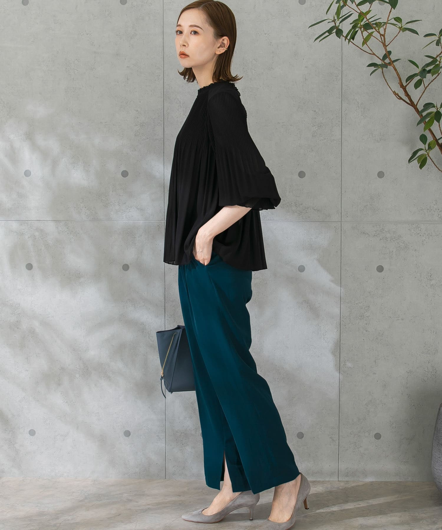 DARK GREEN
