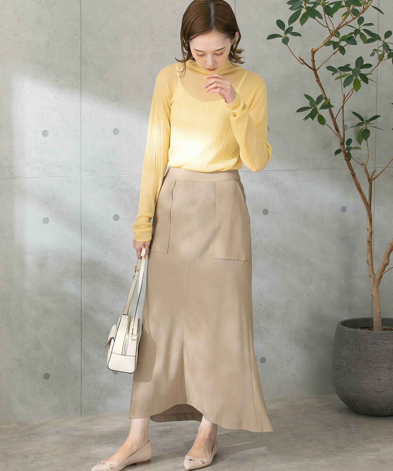 beige