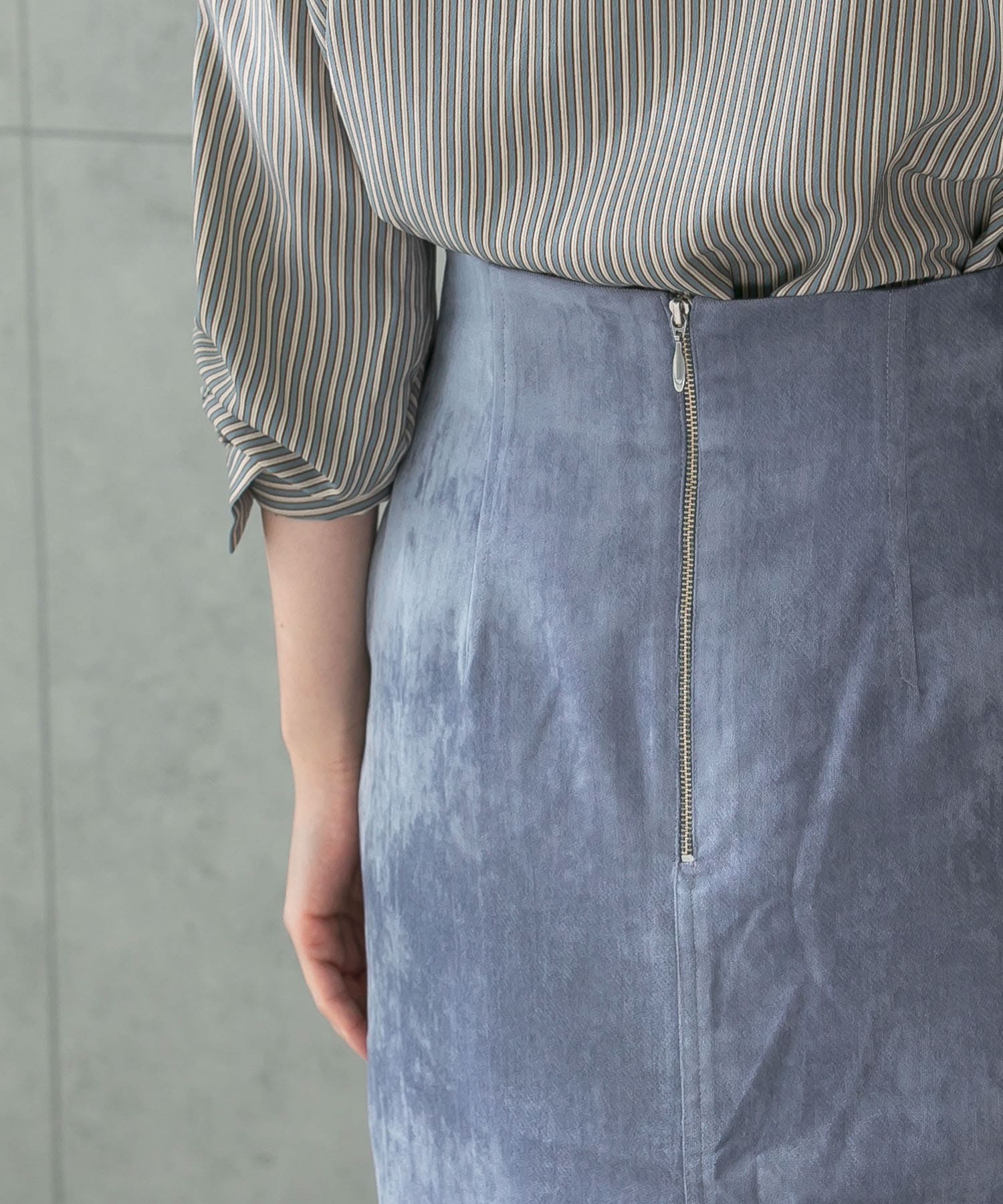 ASH BLUE