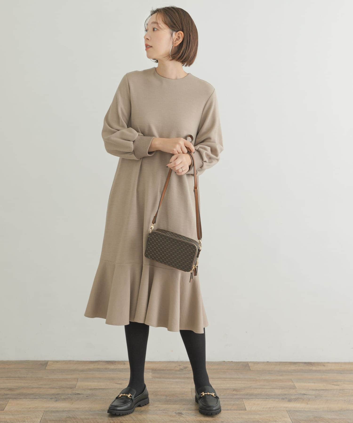 L/BEIGE