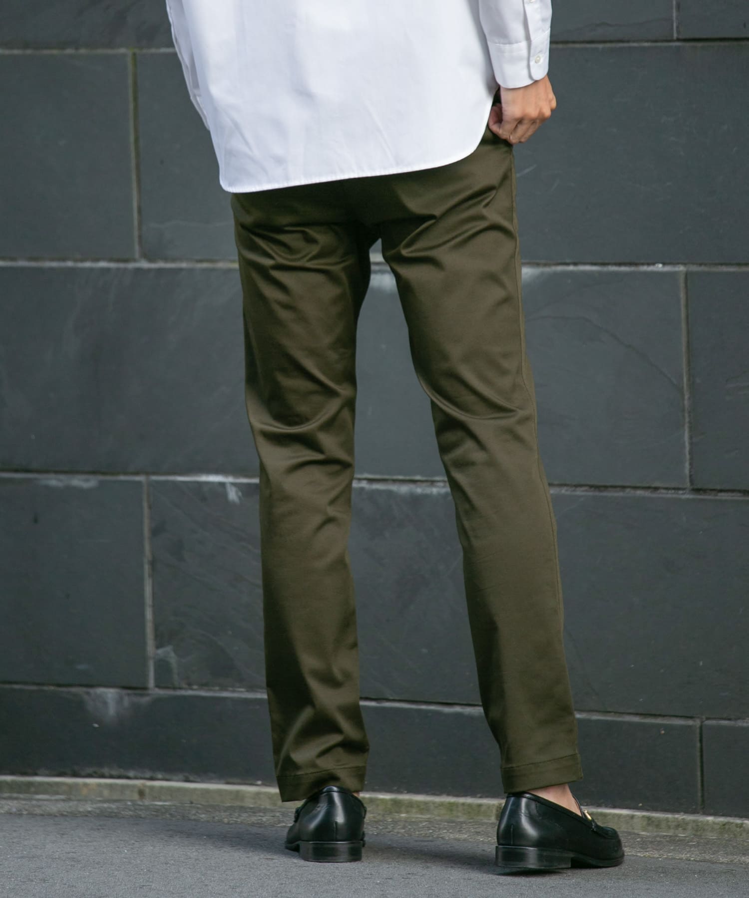 KHAKI
