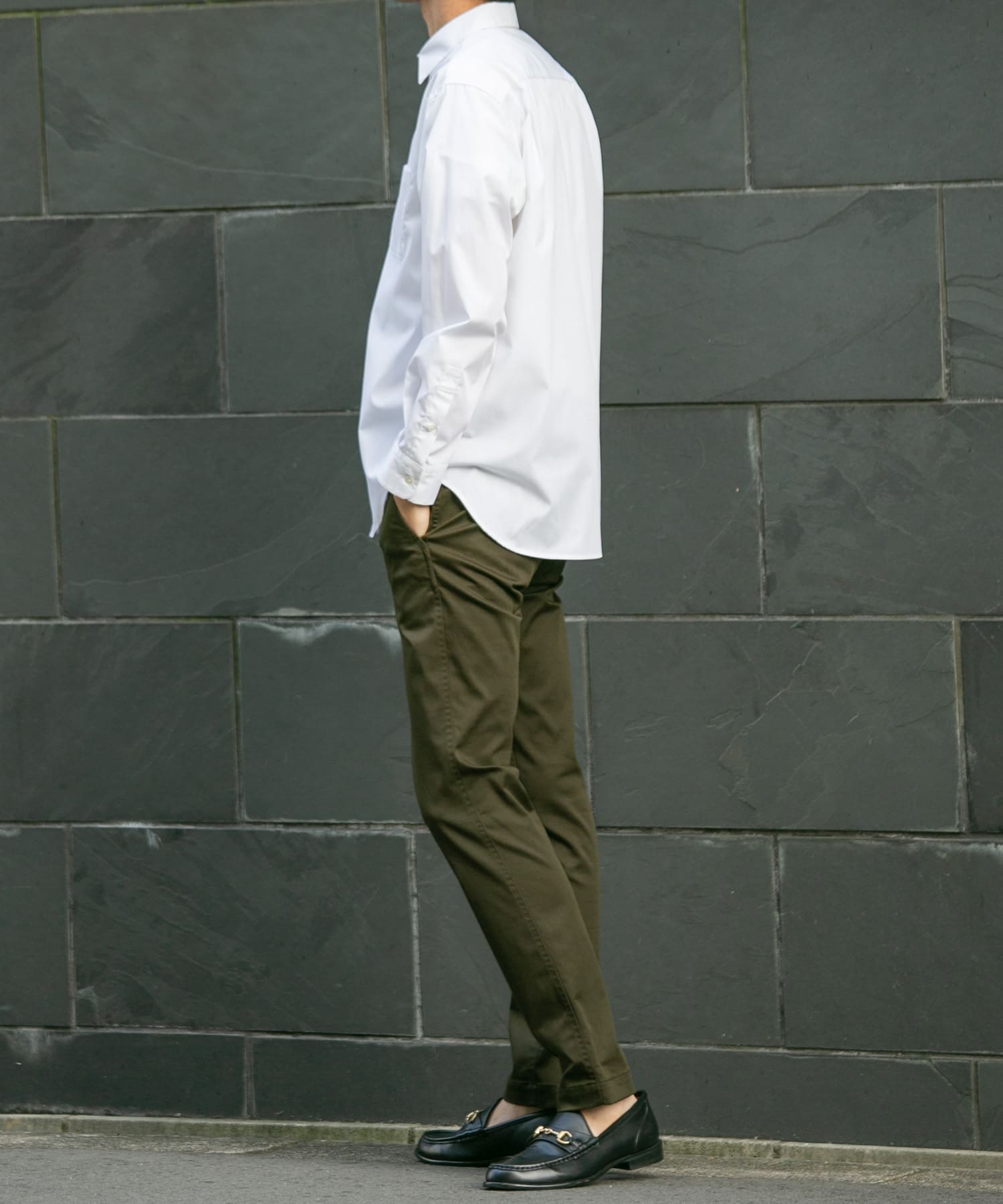 KHAKI