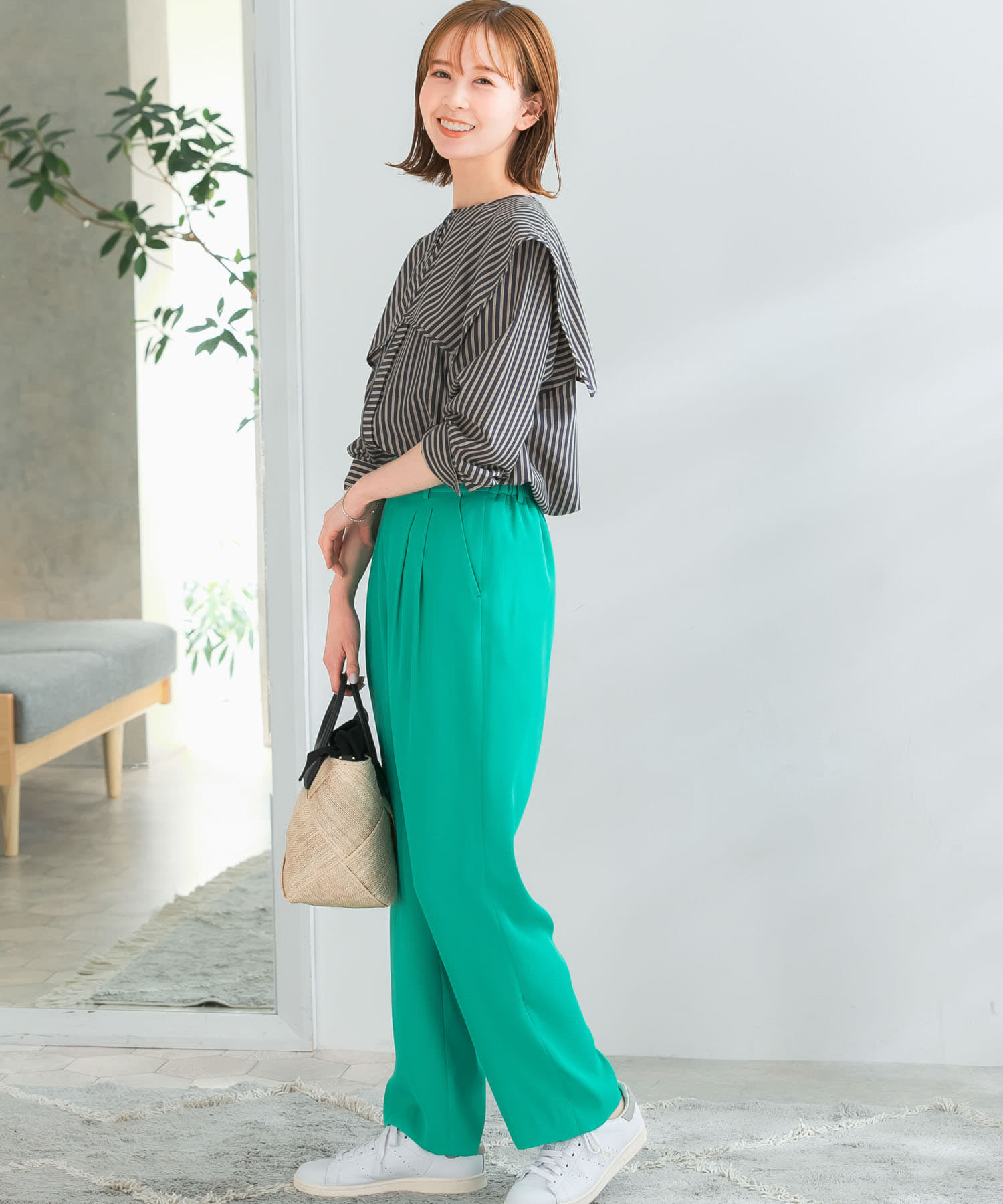 GREEN