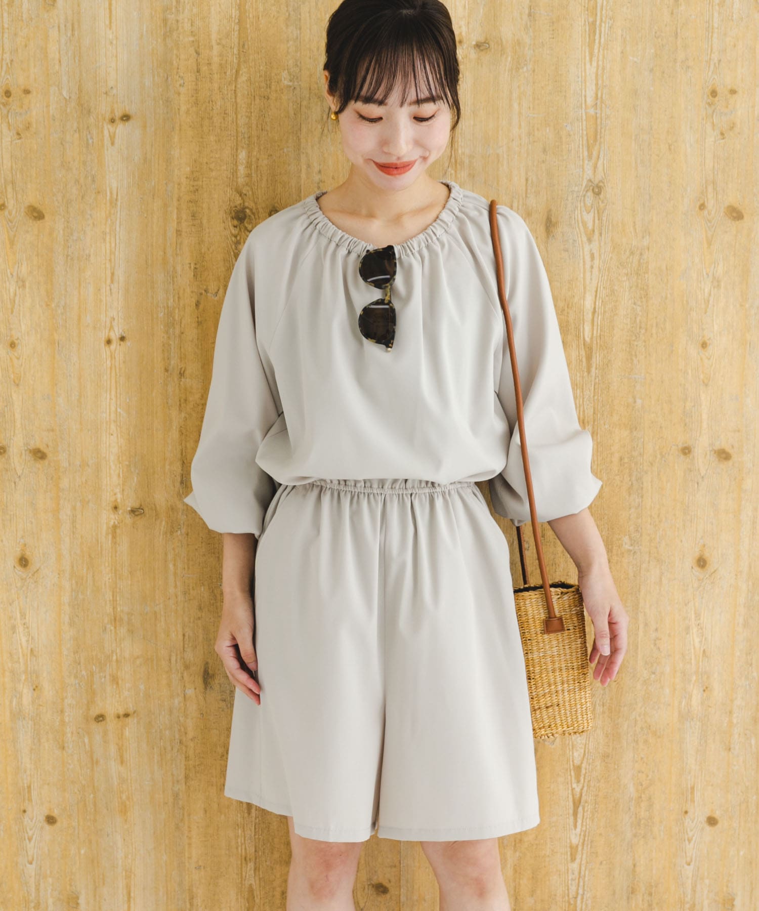 L/BEIGE