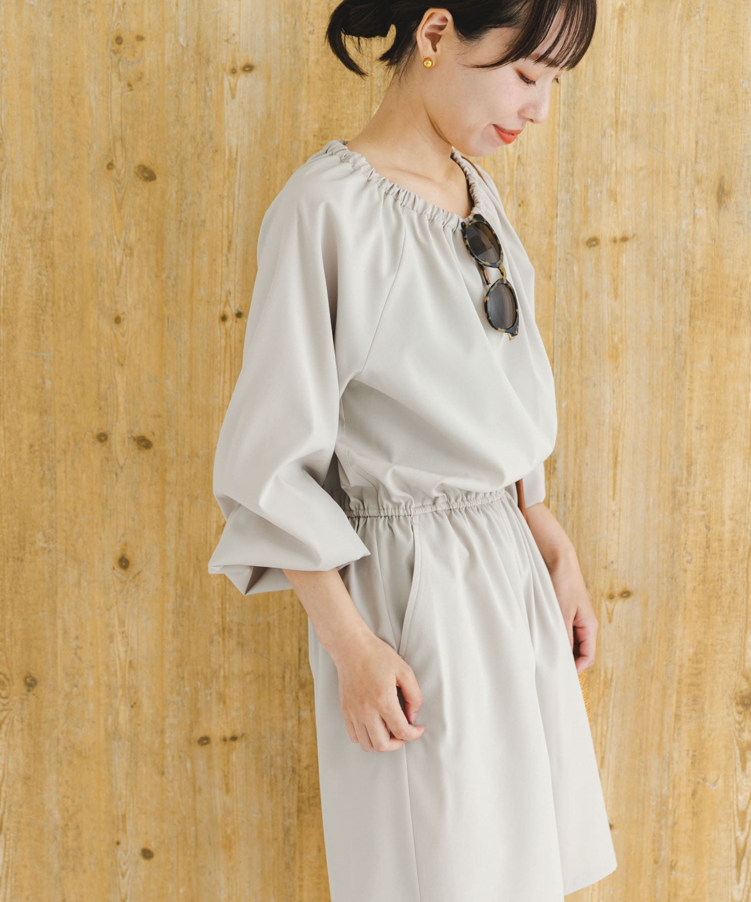 L/BEIGE