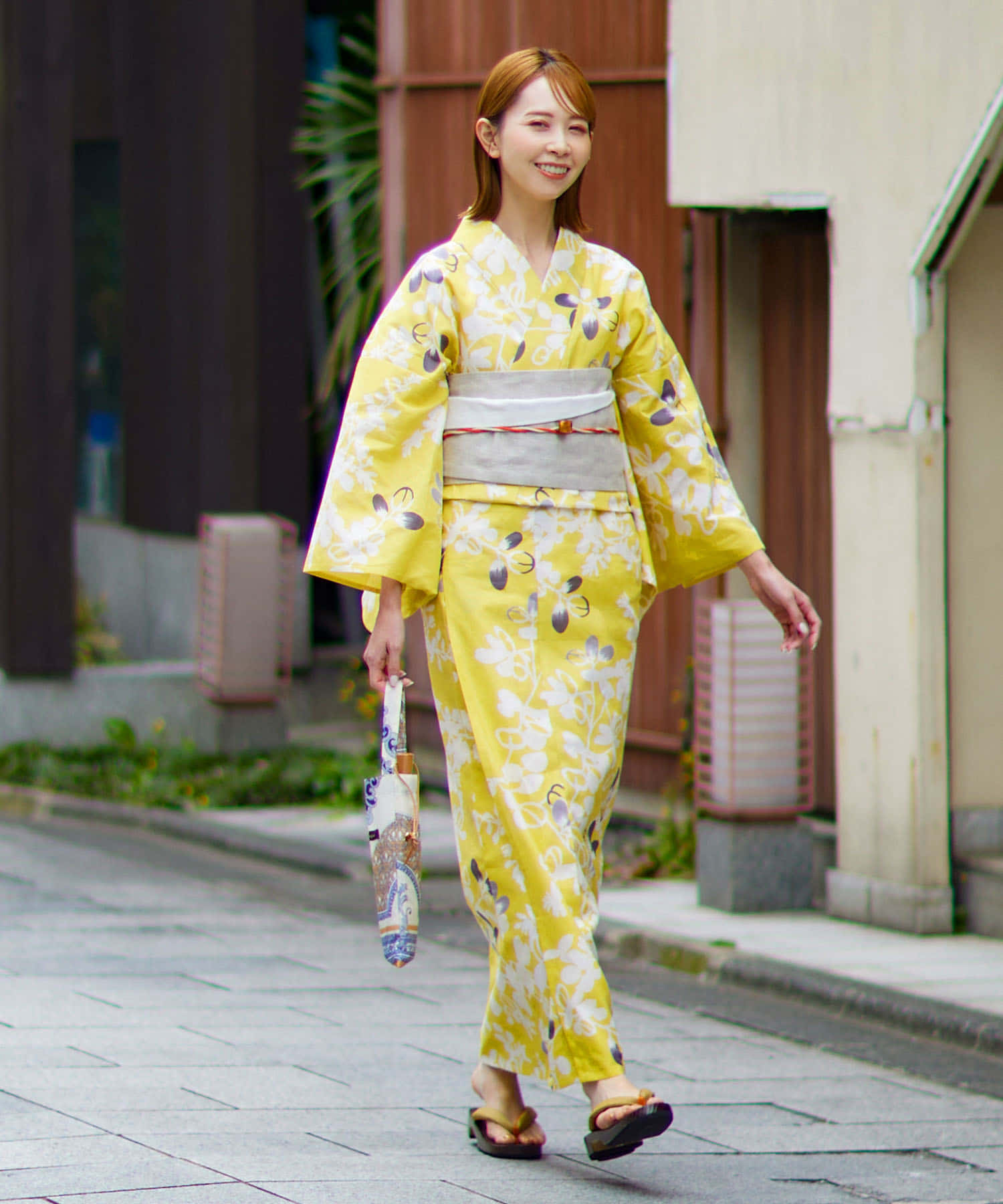 黄