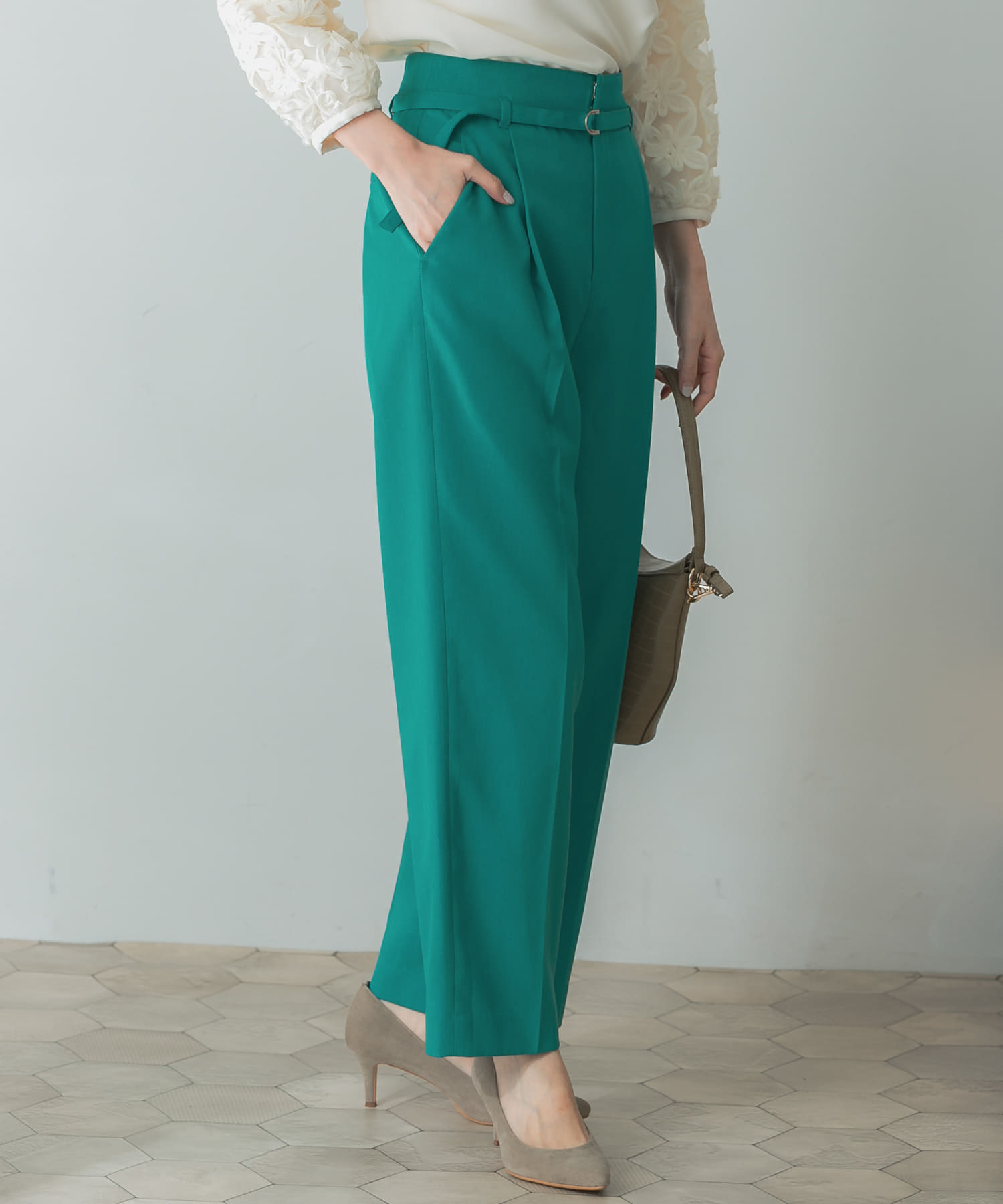 身長：165cm サイズ：38