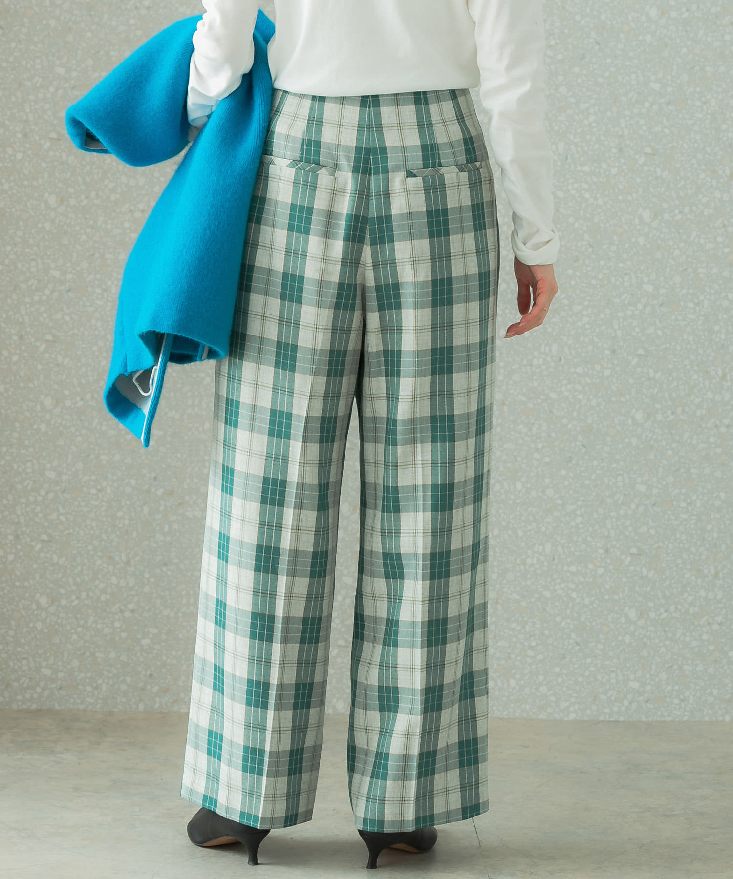 身長：165cm サイズ：38