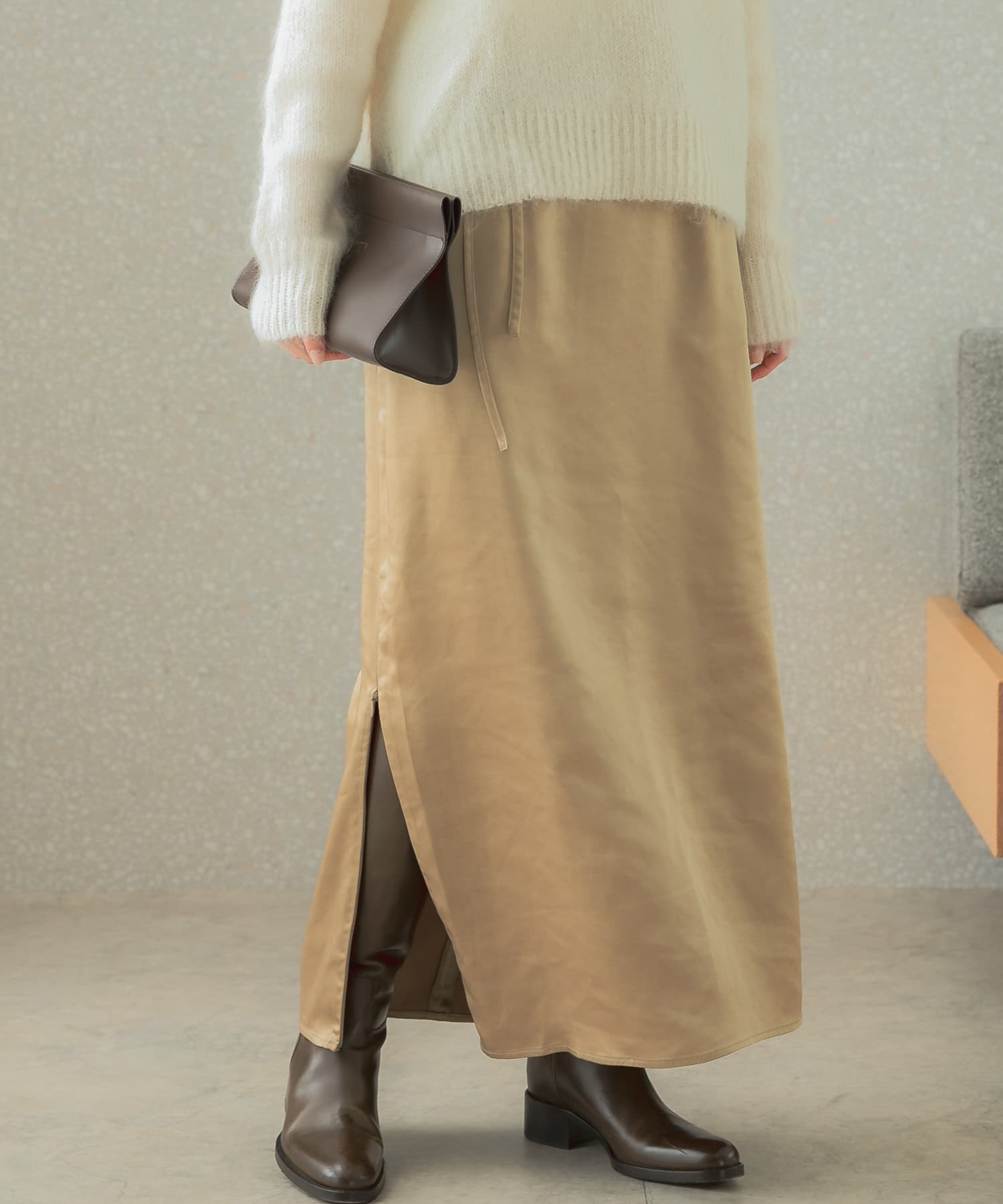 beige