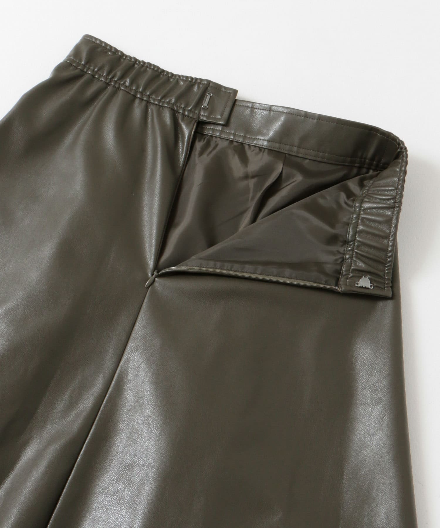 ウォッシャブルフェイクレザーフレアスカート KHK.BROWN FREE