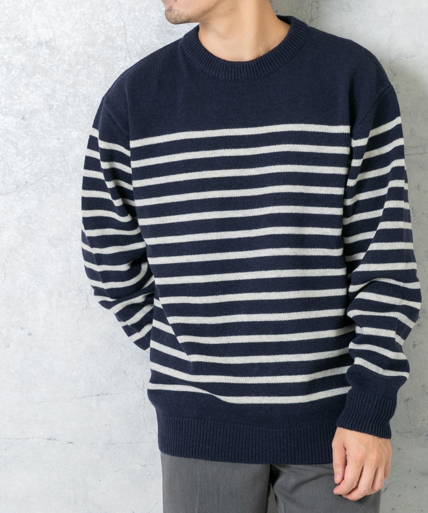 NAVYxWHT