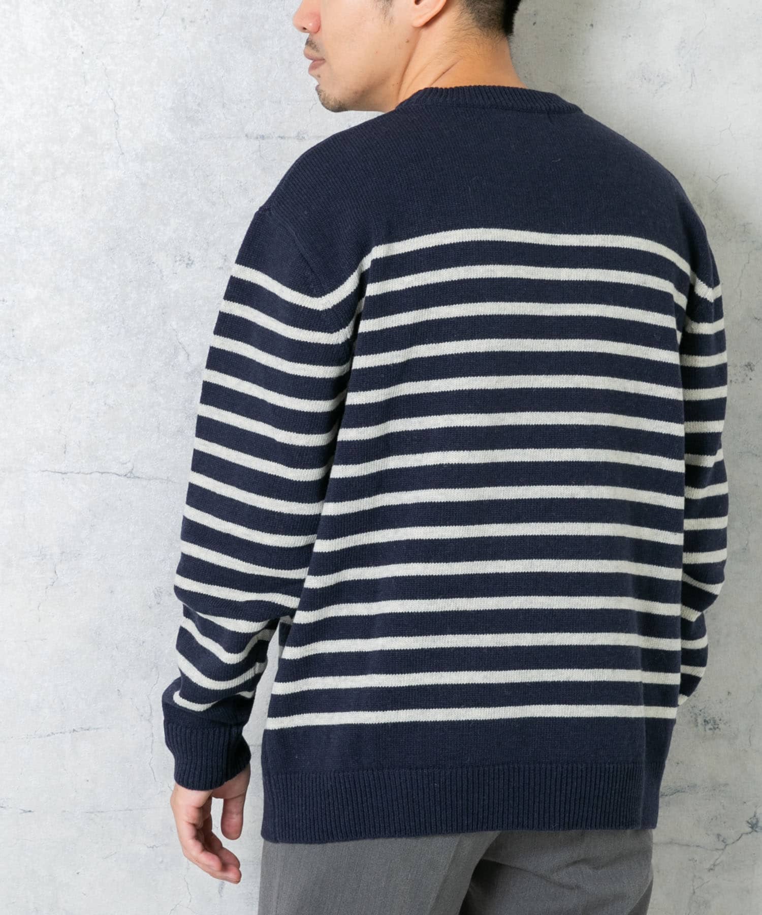 NAVYxWHT