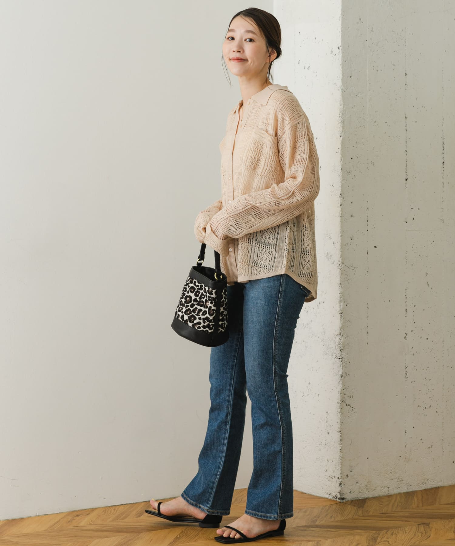 L/BEIGE