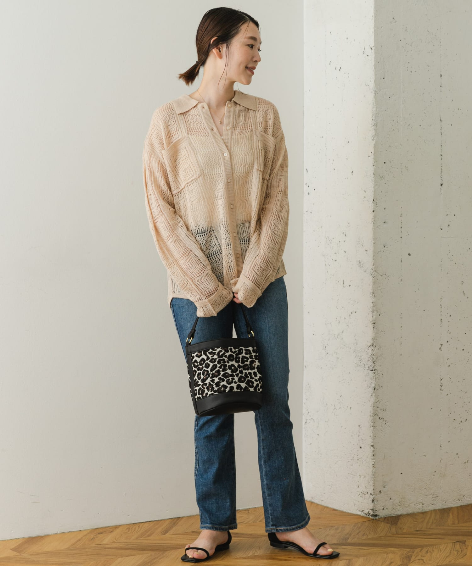 L/BEIGE