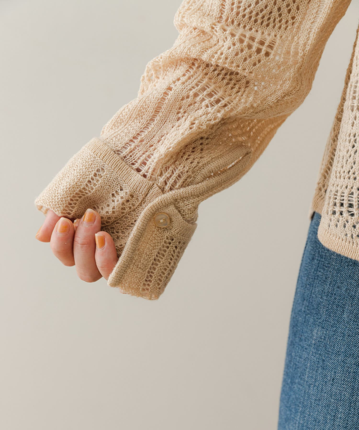 L/BEIGE