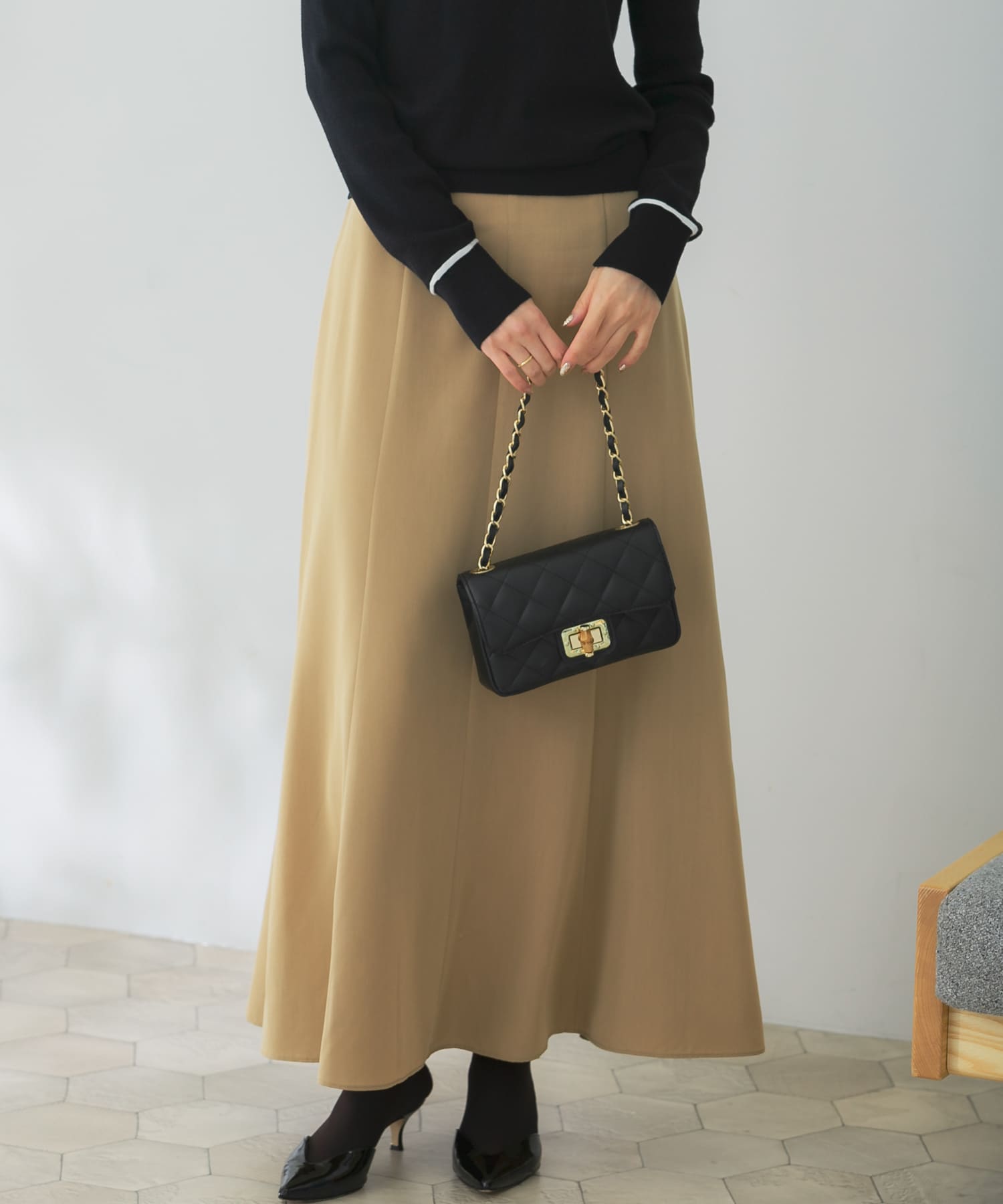 beige
