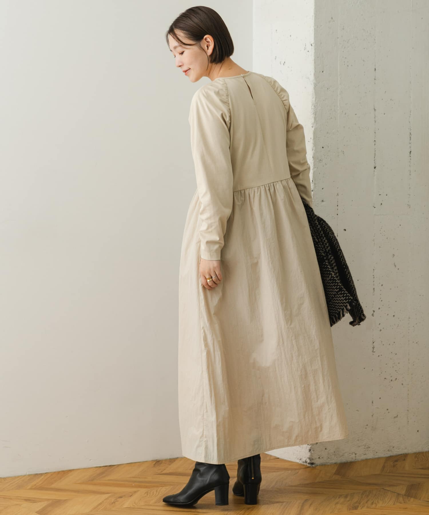 身長：164cm サイズ：38
