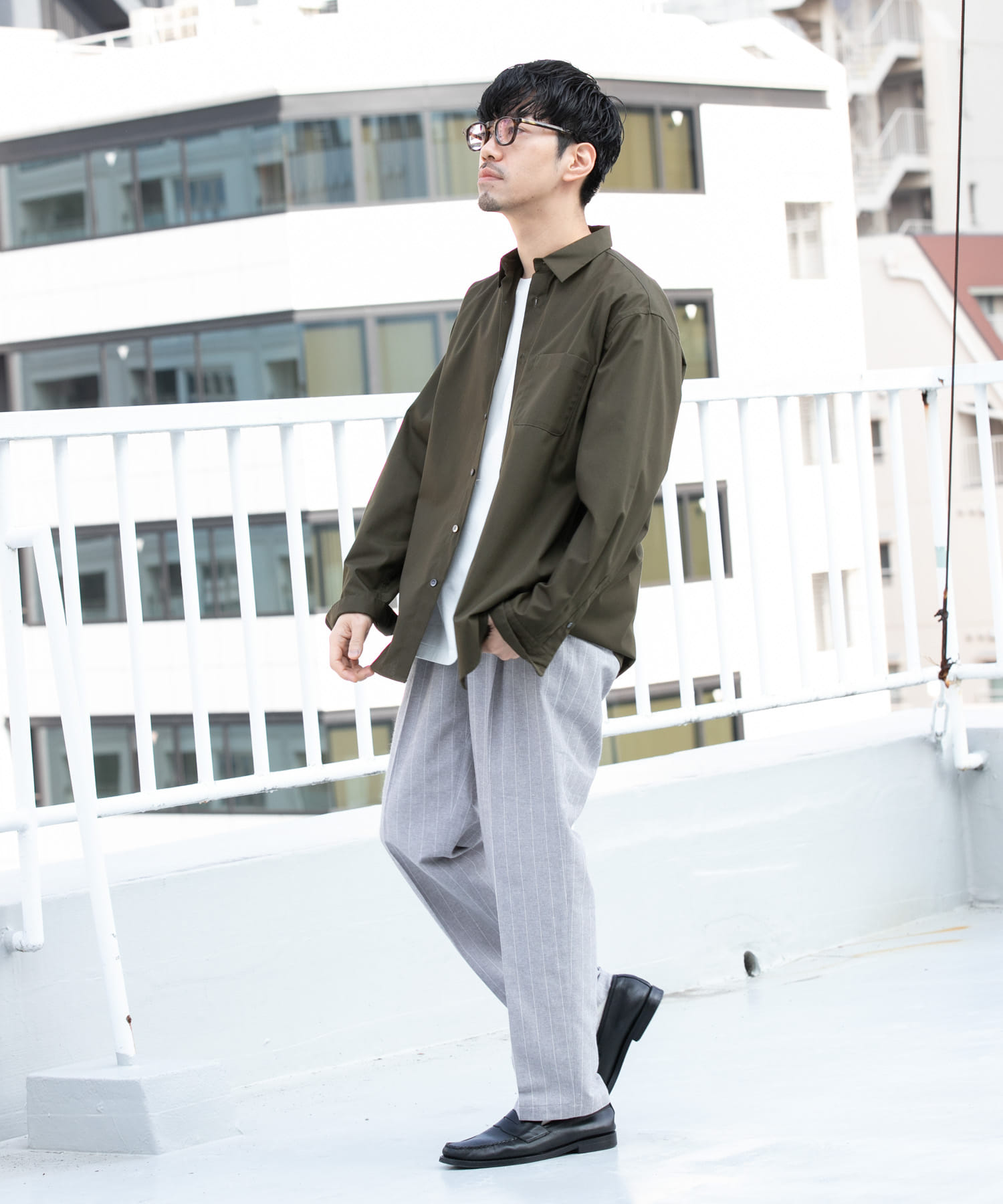 KHAKI
