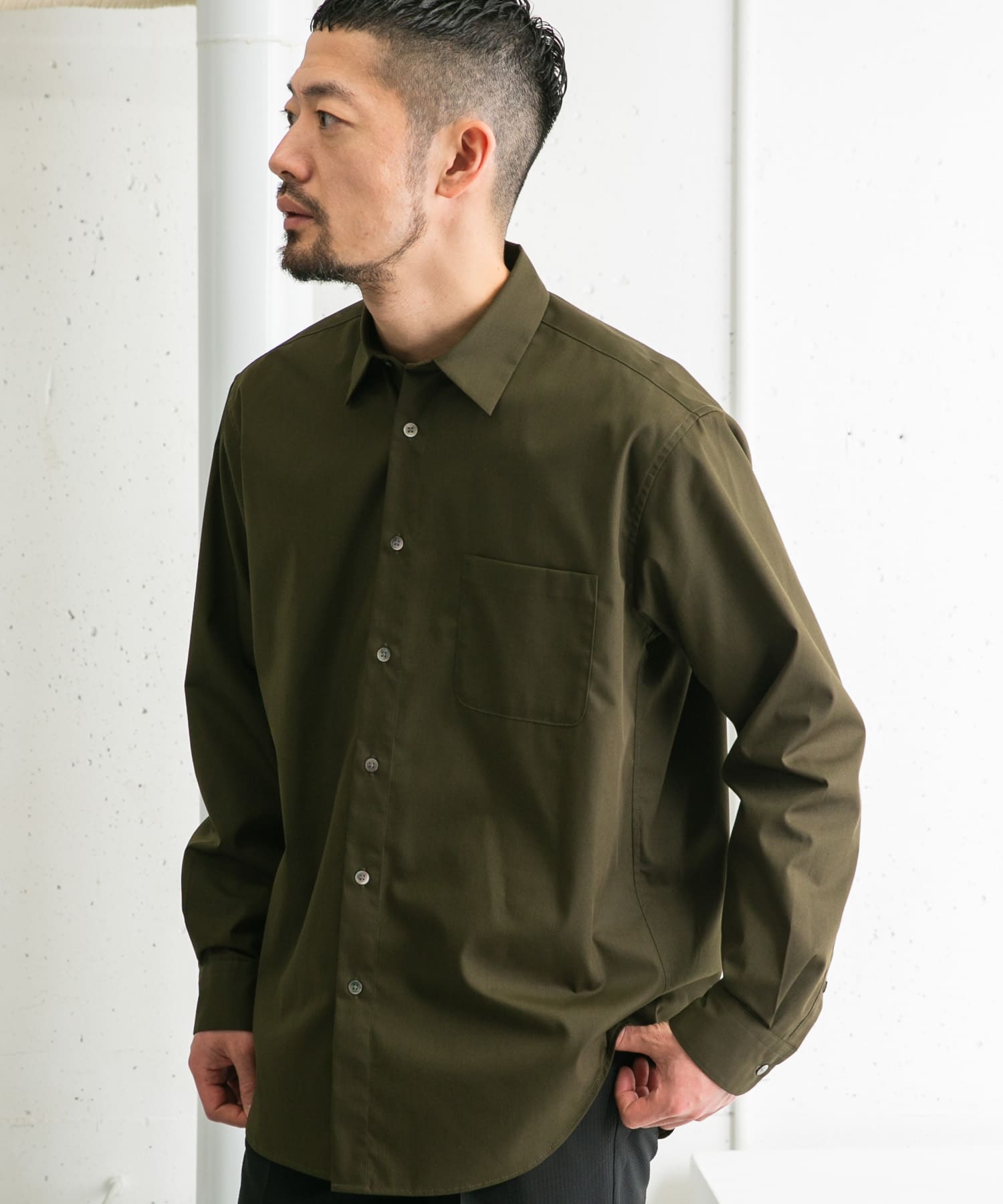KHAKI