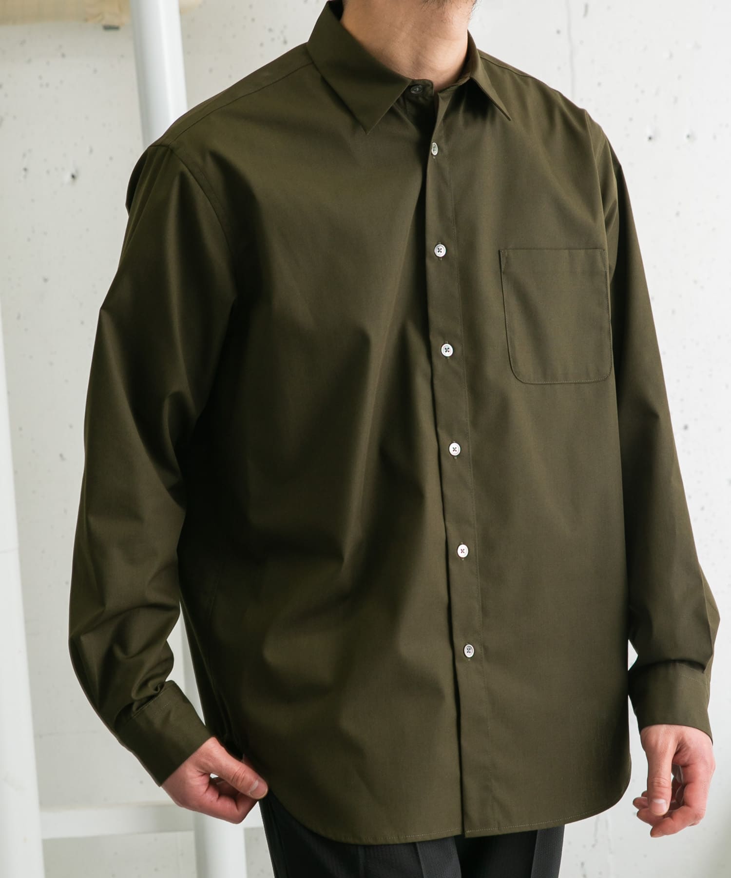 KHAKI