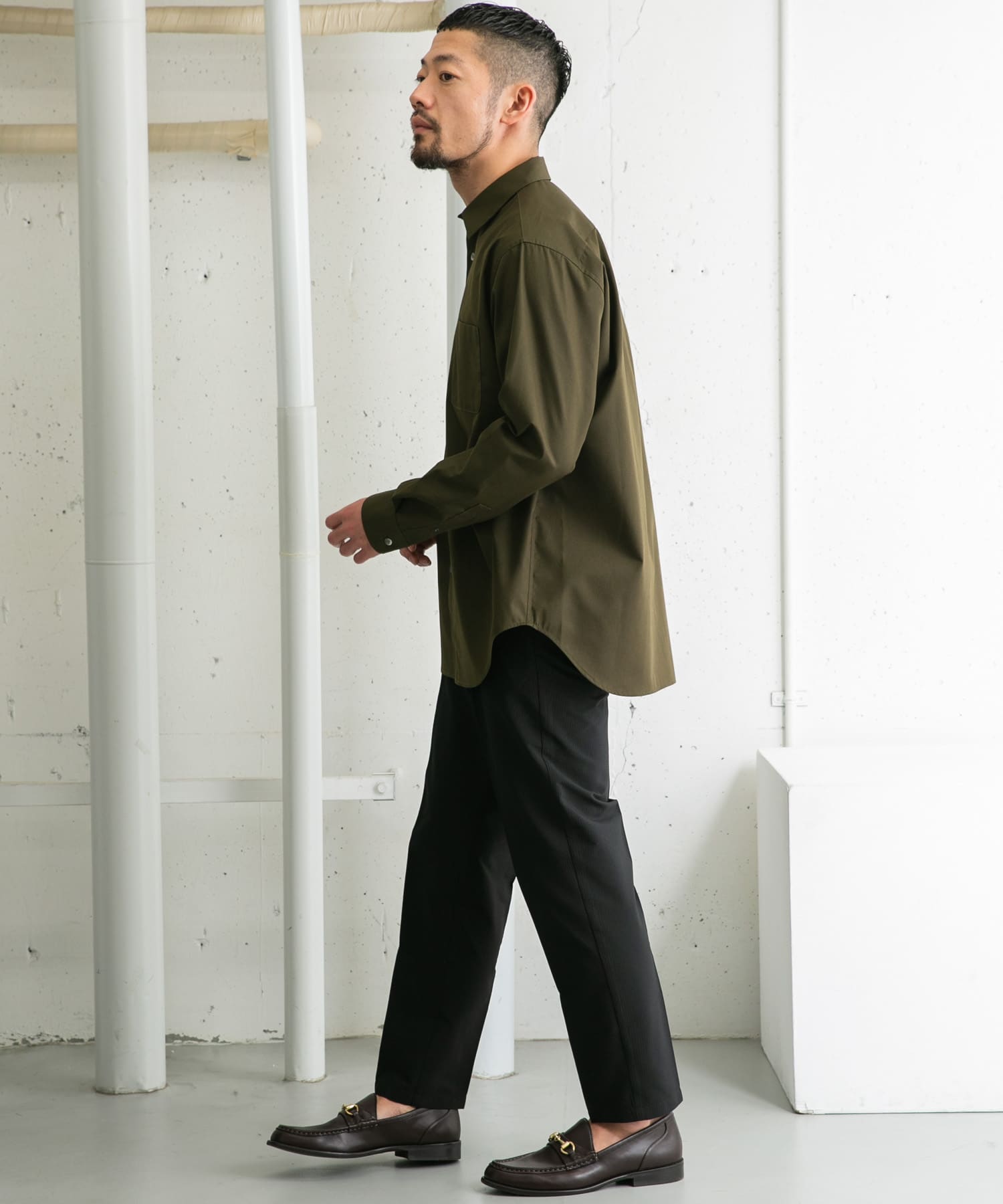 KHAKI