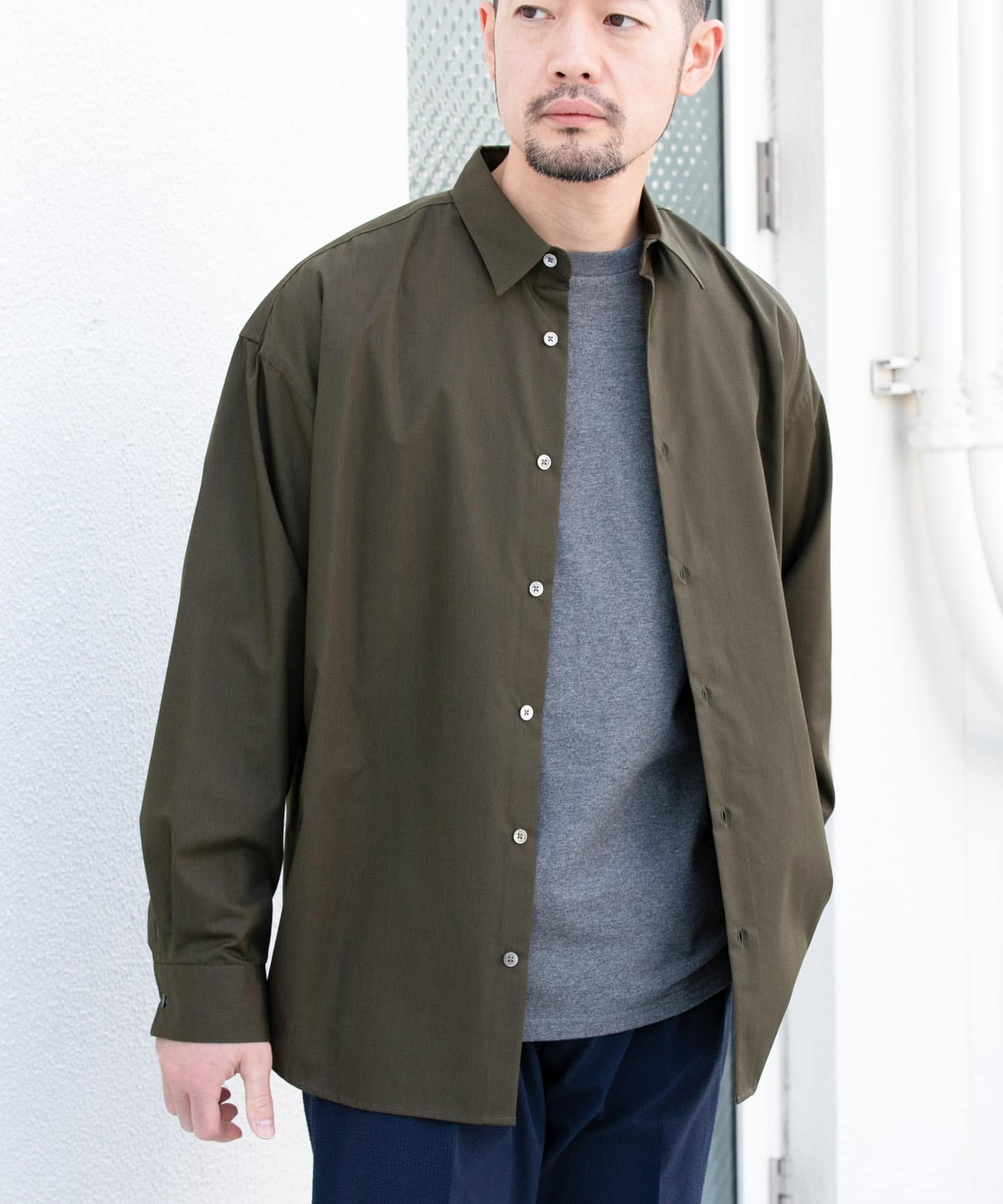 KHAKI
