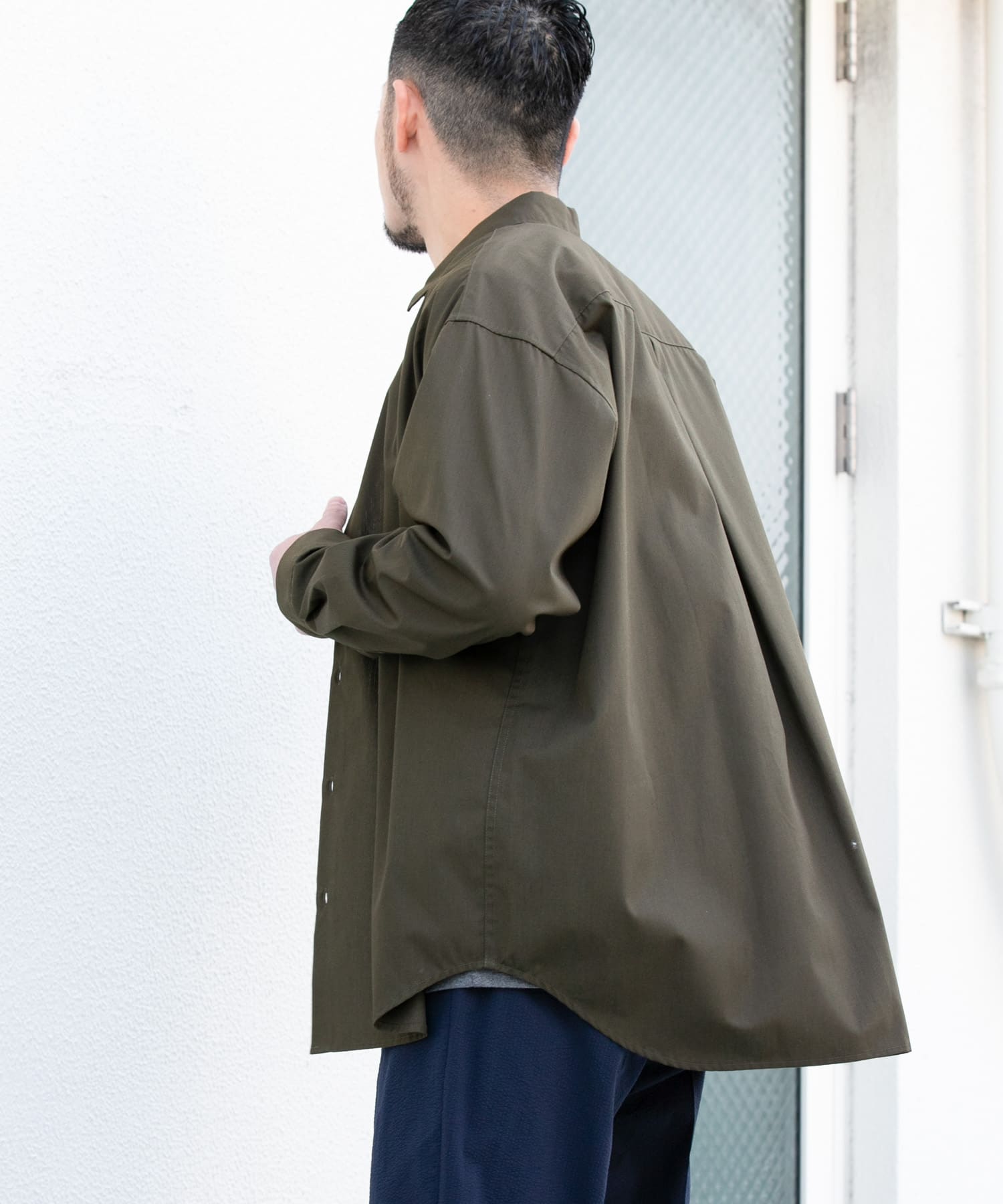 KHAKI