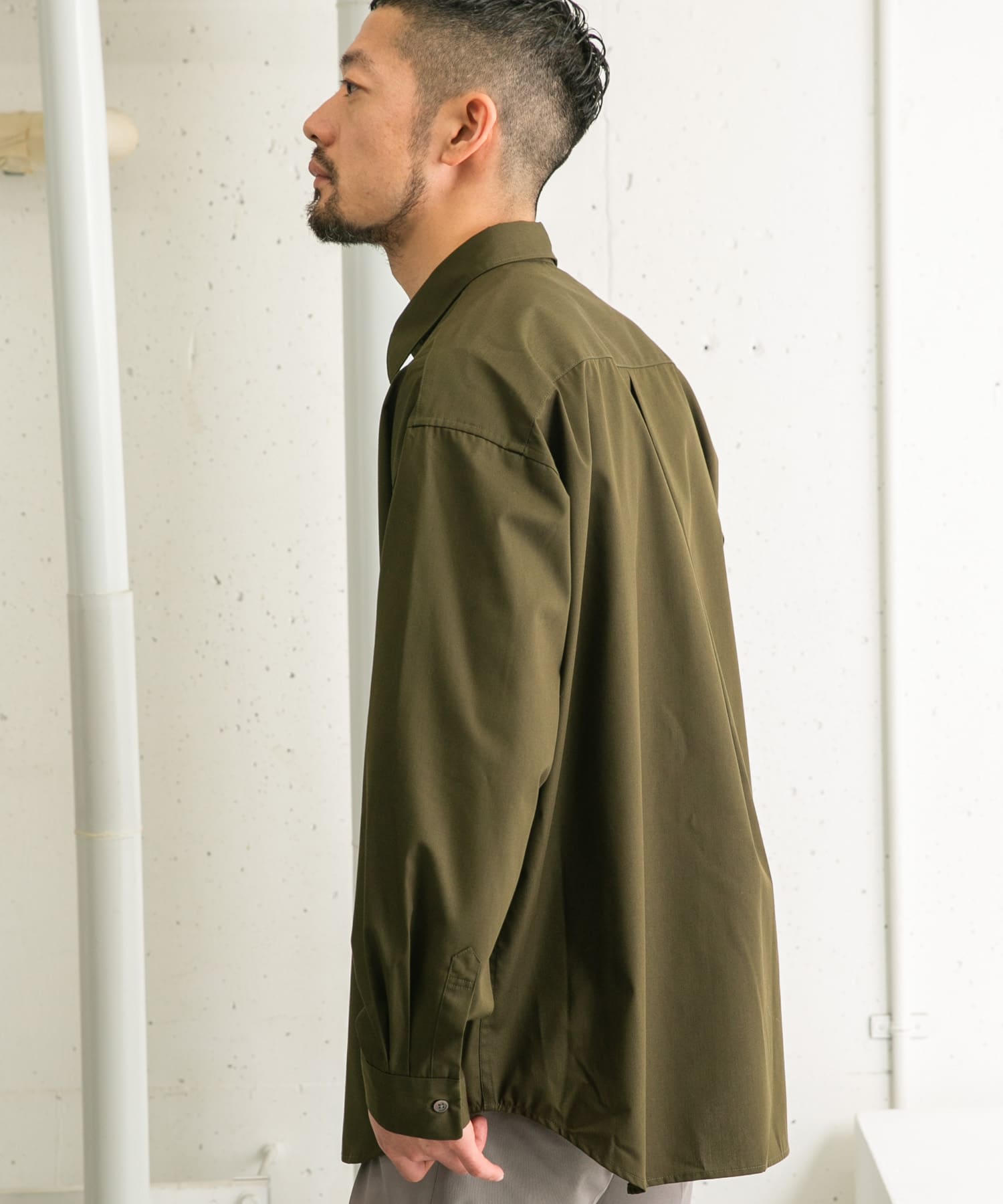KHAKI