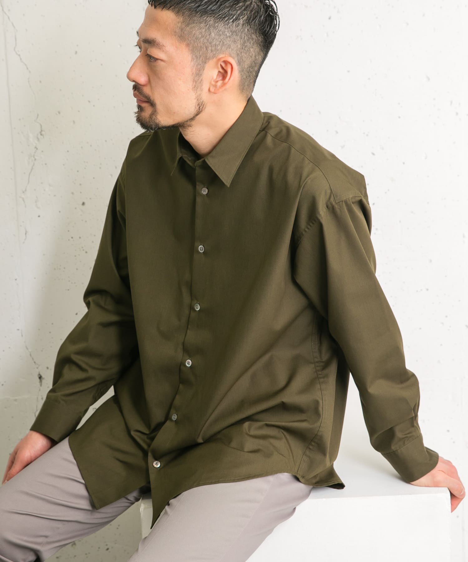 KHAKI