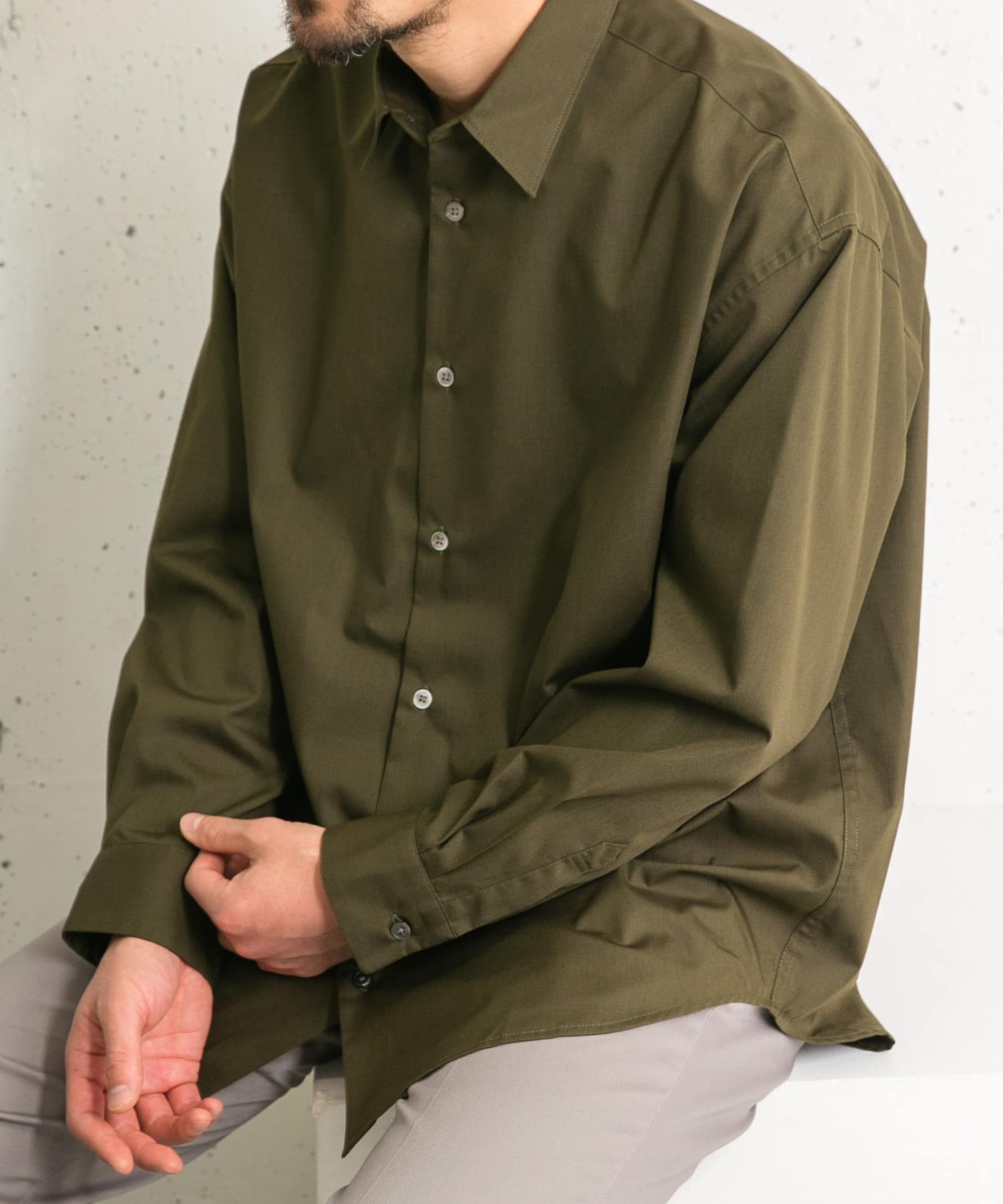 KHAKI