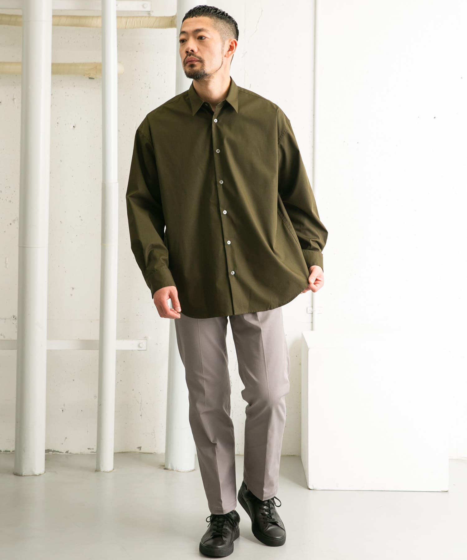 KHAKI