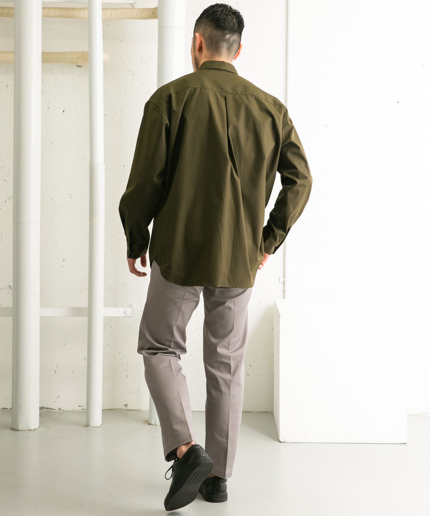 KHAKI