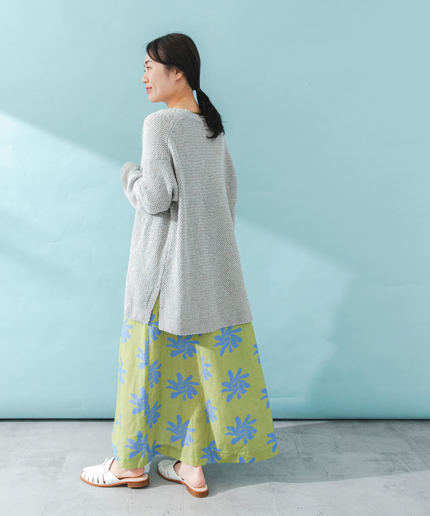 gray