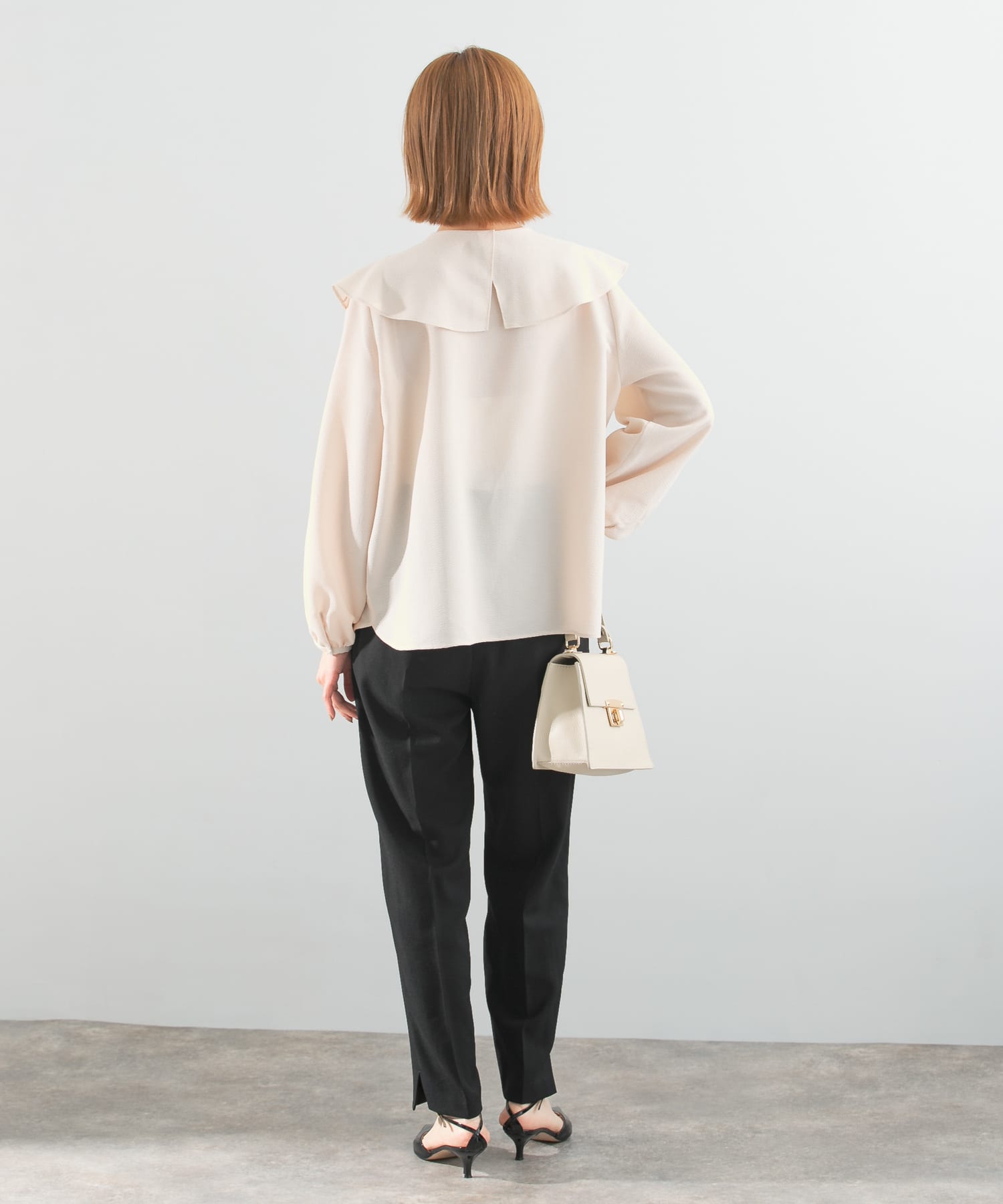 beige