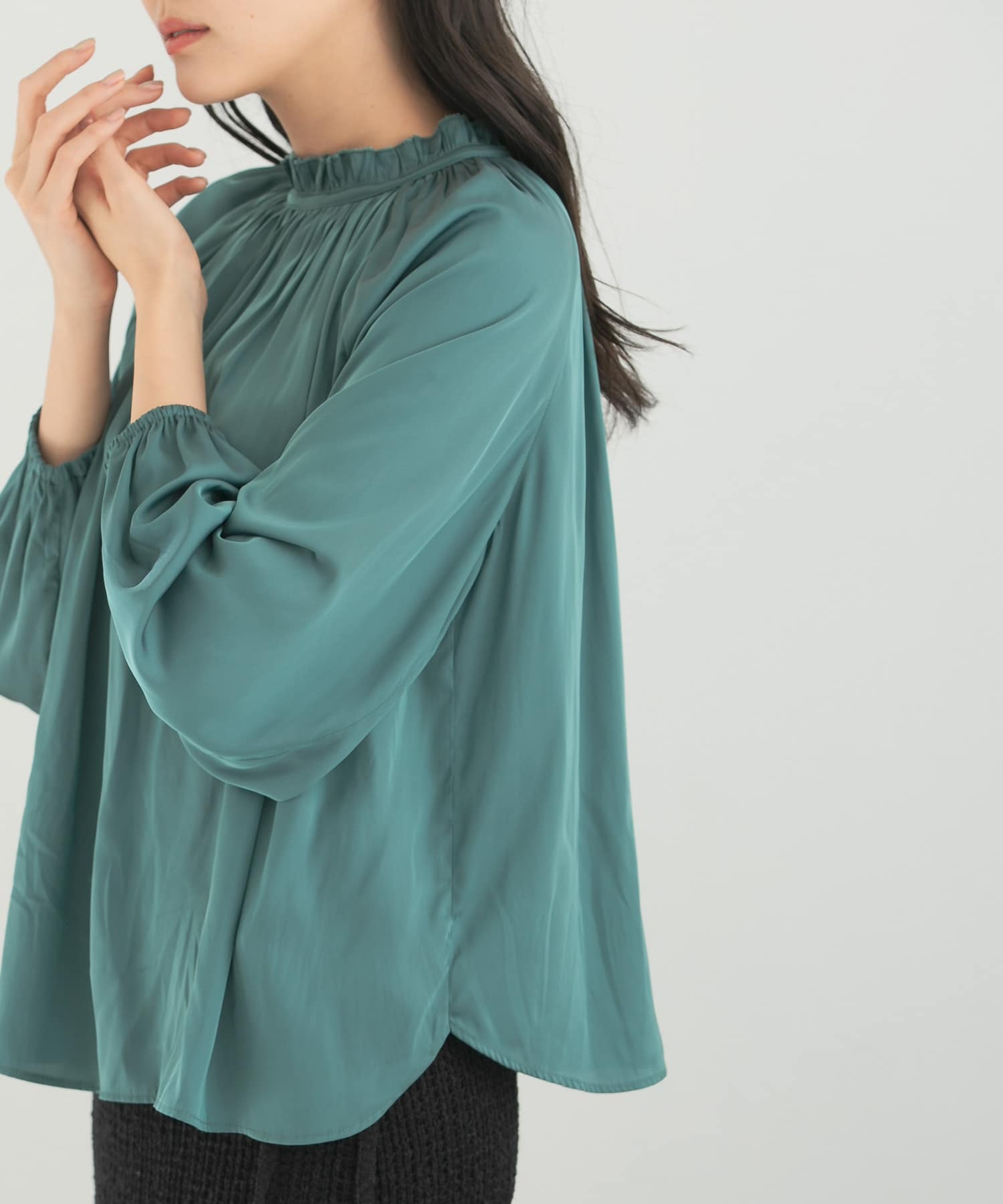 GREEN