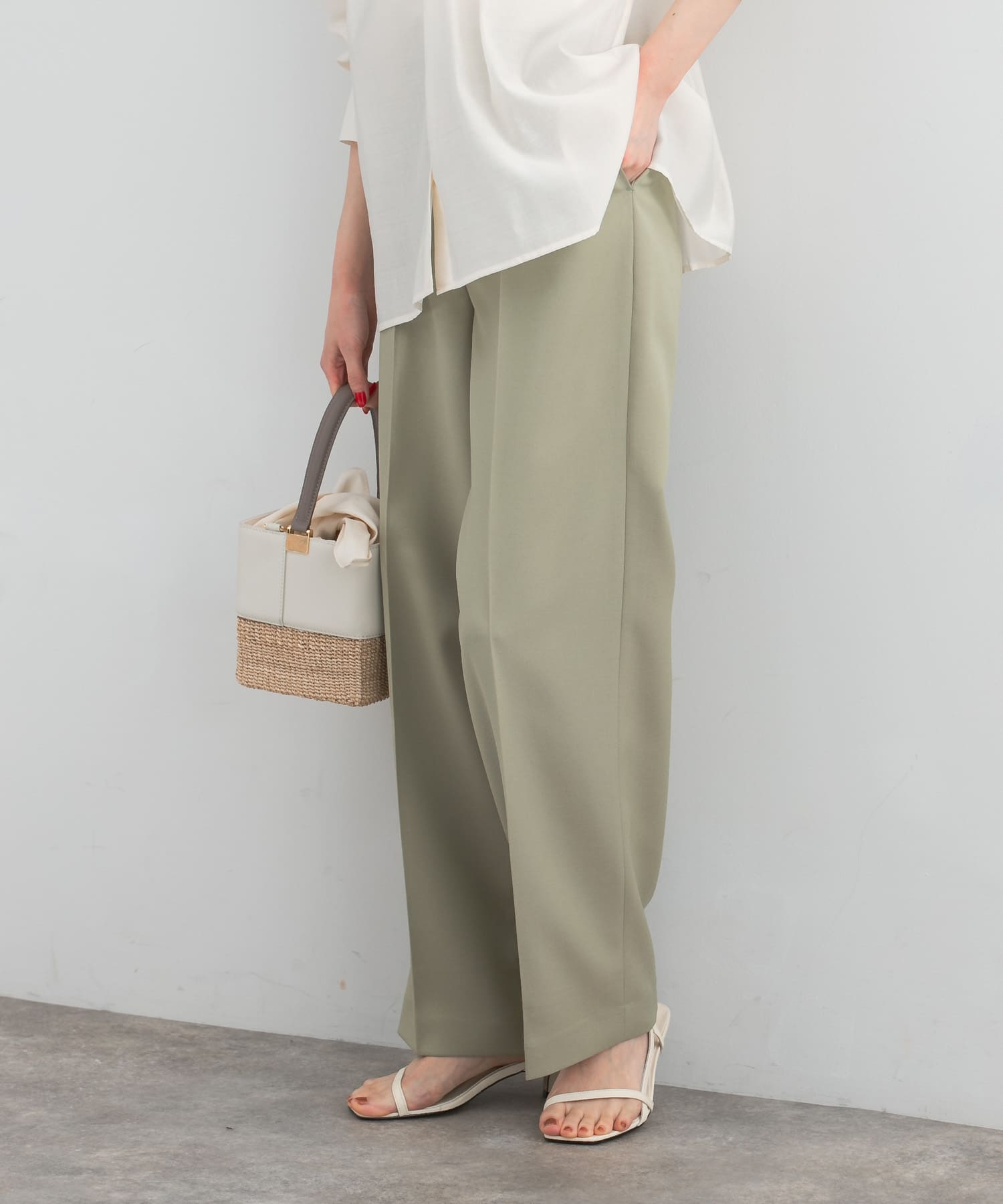 lightkhaki