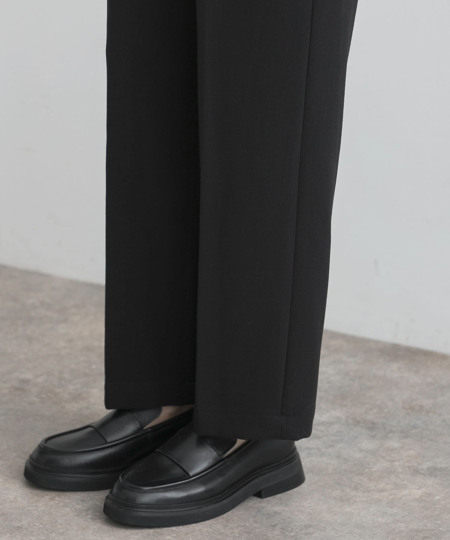ウォッシャブルセンタープレスパンツ(36 BLACK): ボトム｜URBAN