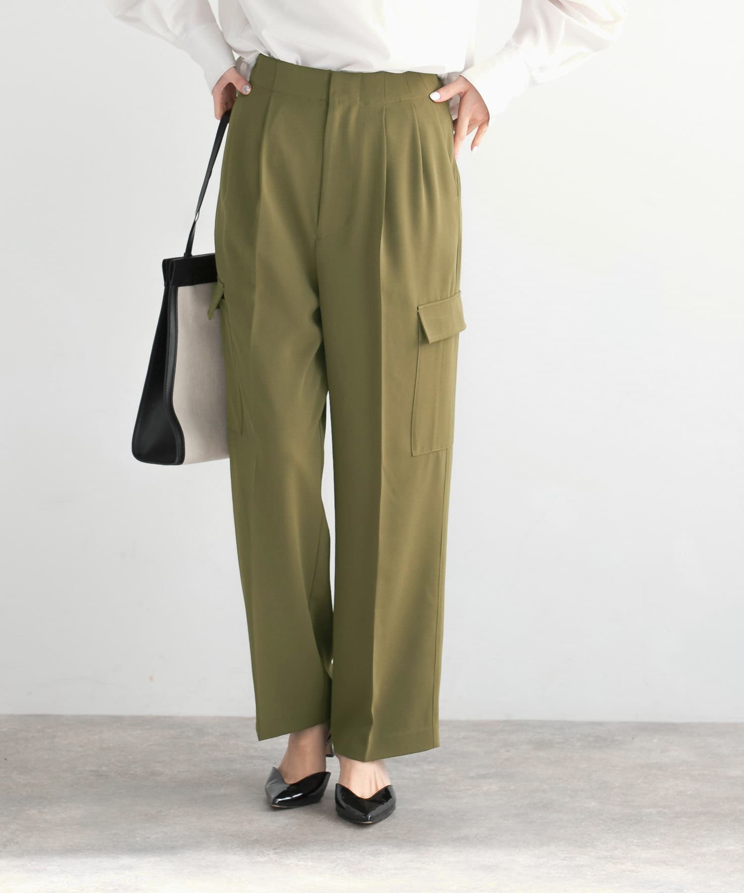 KHAKI